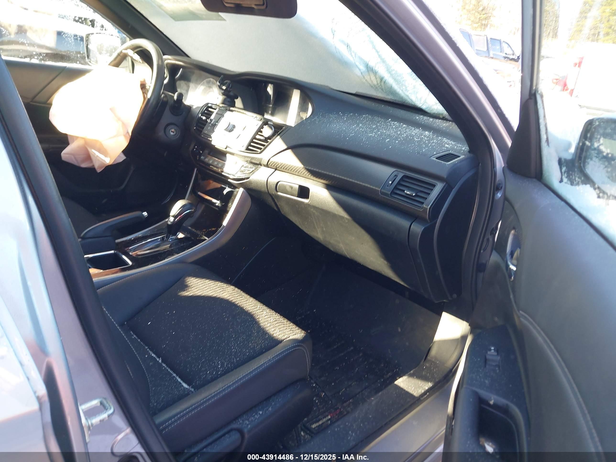 HONDA ACCORD image 5
