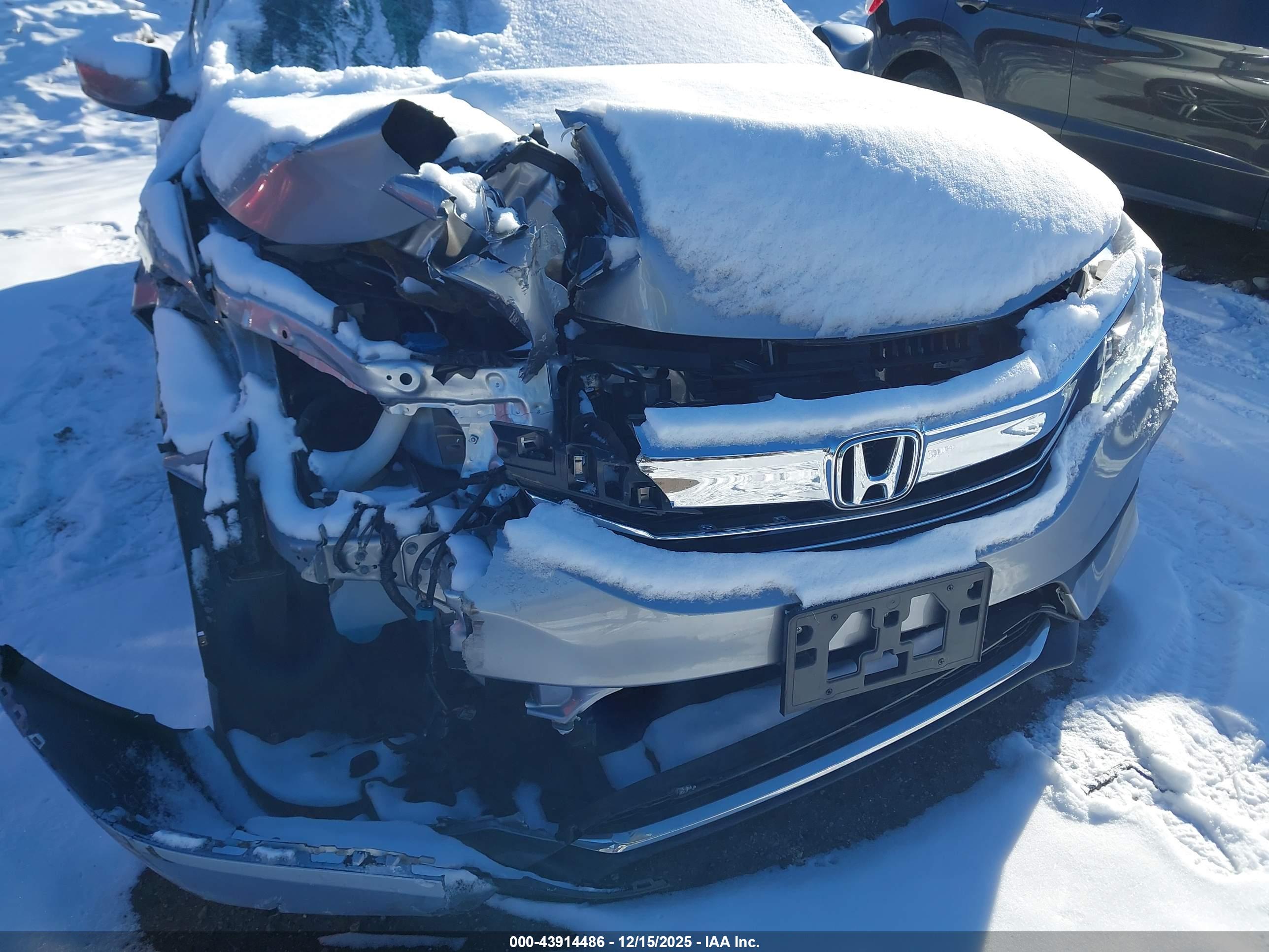 HONDA ACCORD image 6