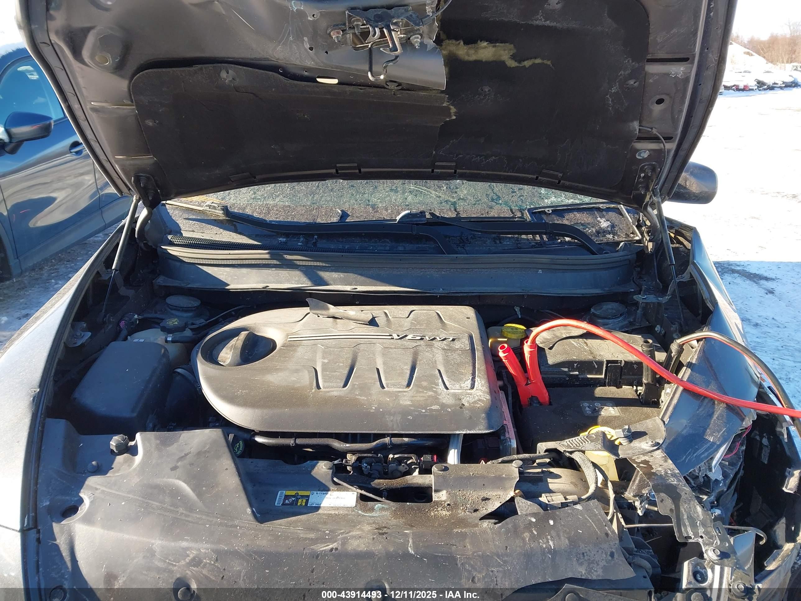 JEEP CHEROKEE image 10