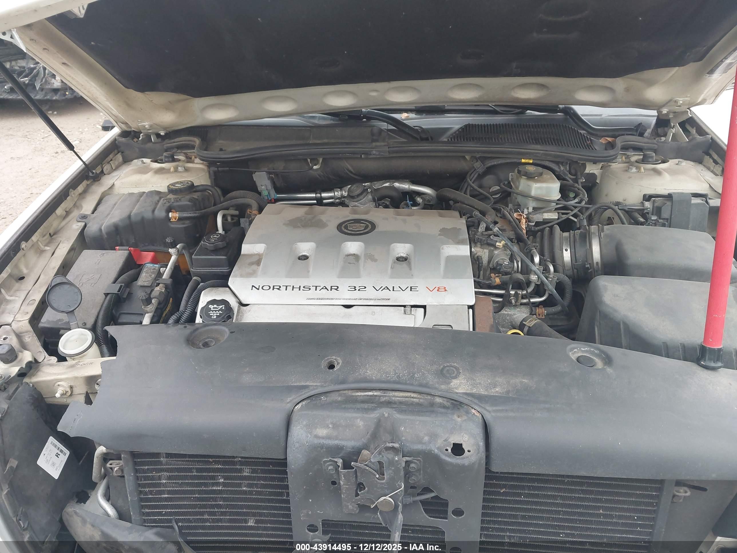 CADILLAC DEVILLE image 10