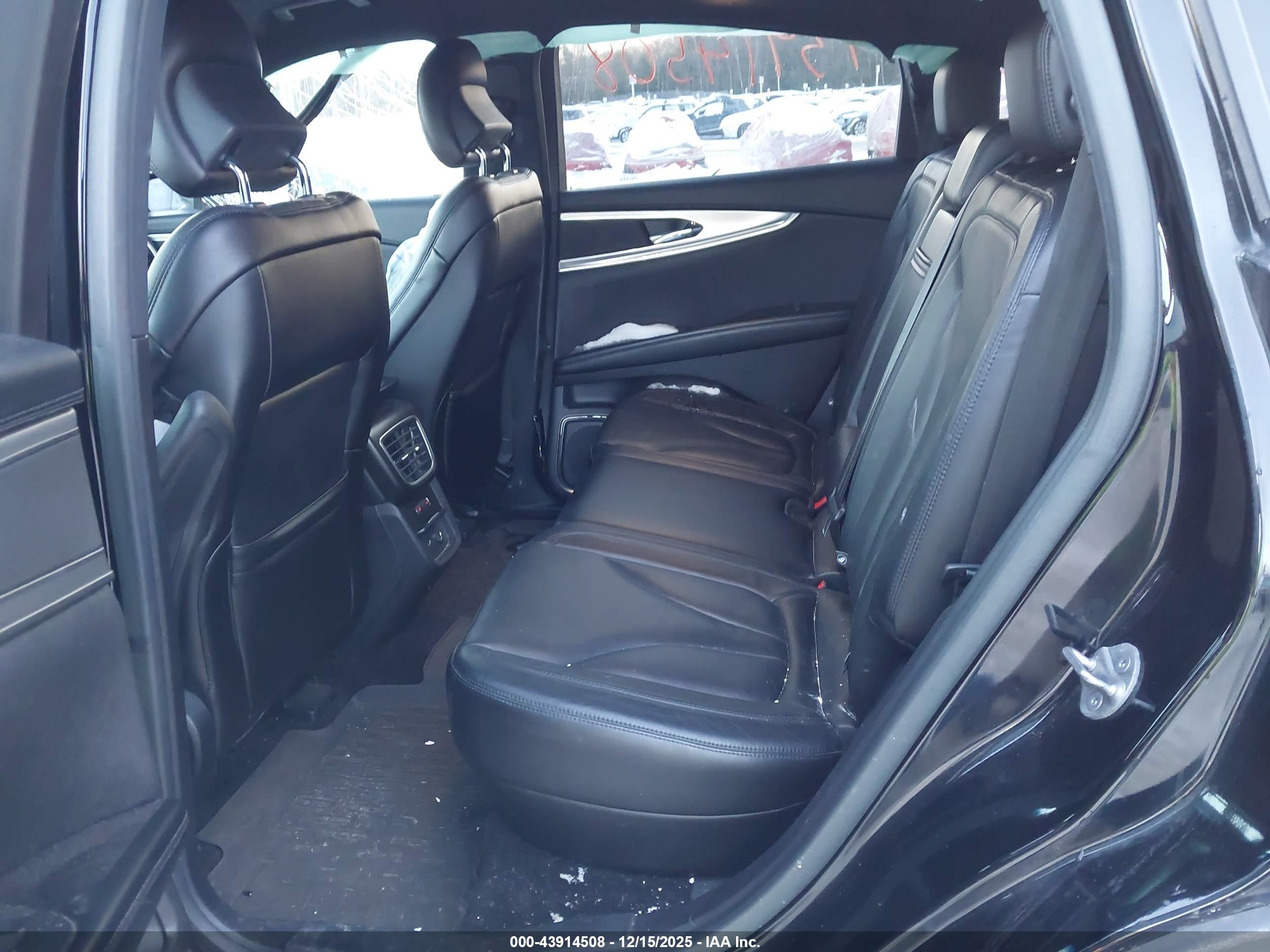 LINCOLN MKX image 8