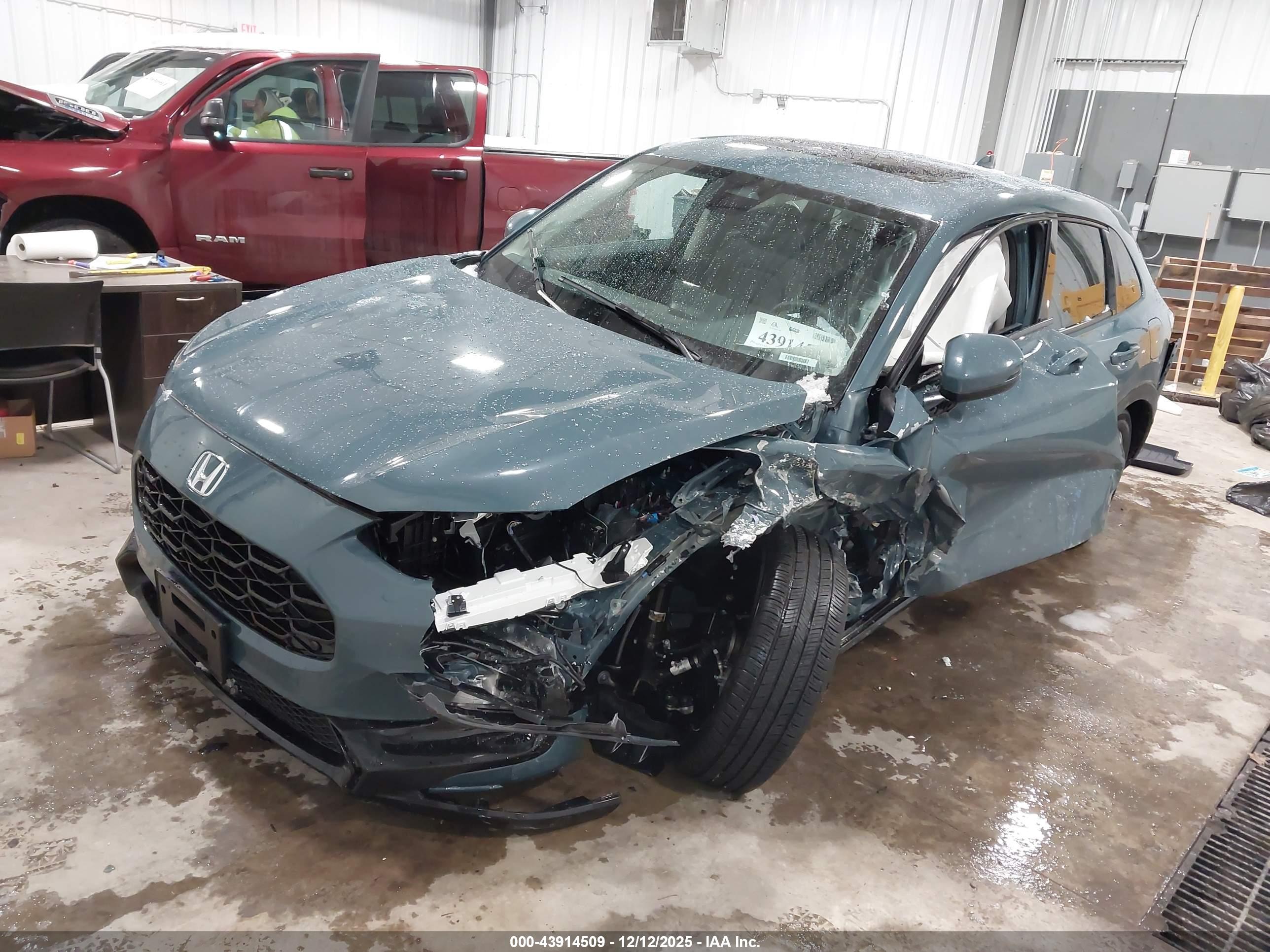 HONDA HR-V image 2