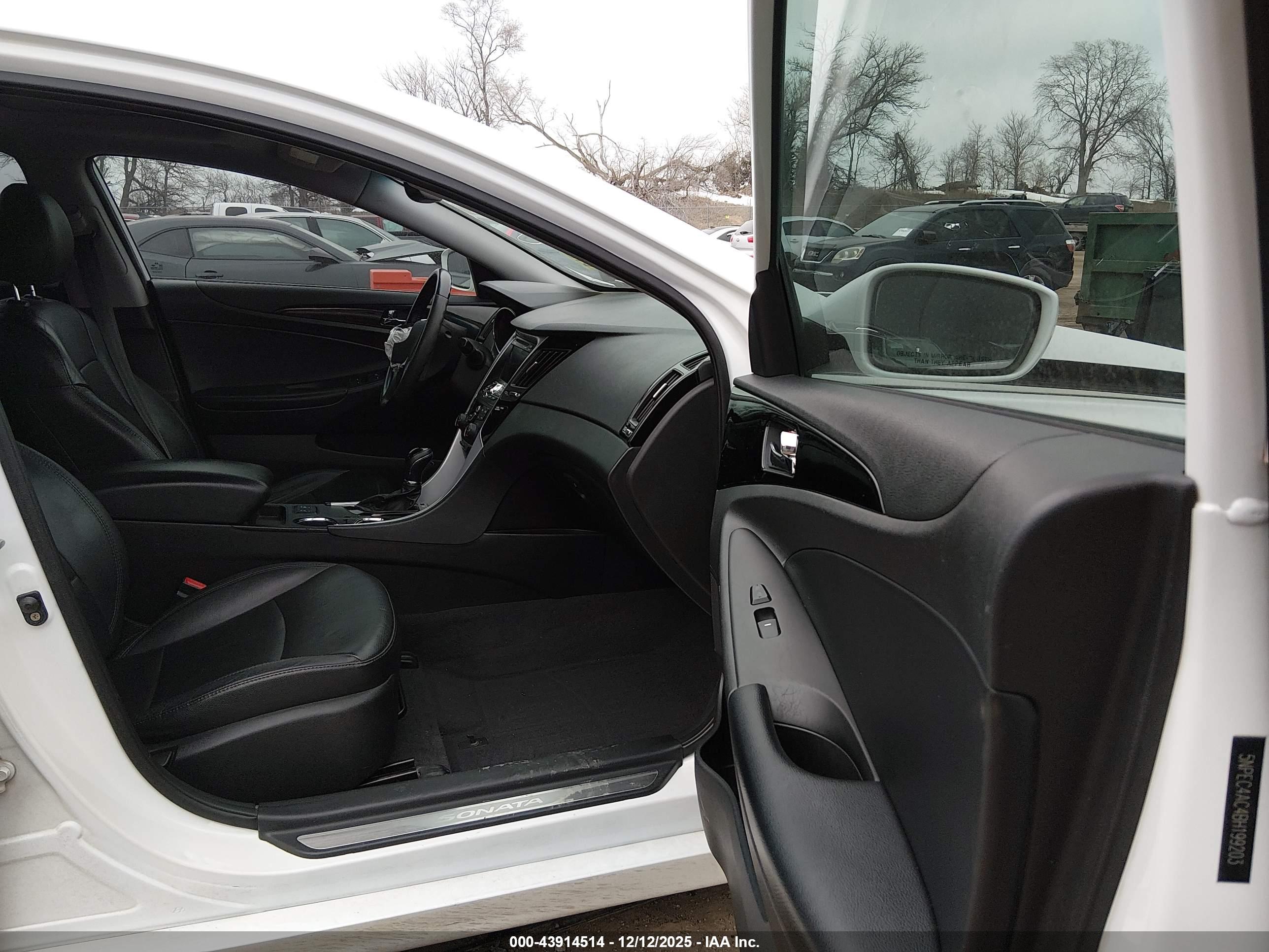 HYUNDAI SONATA image 5