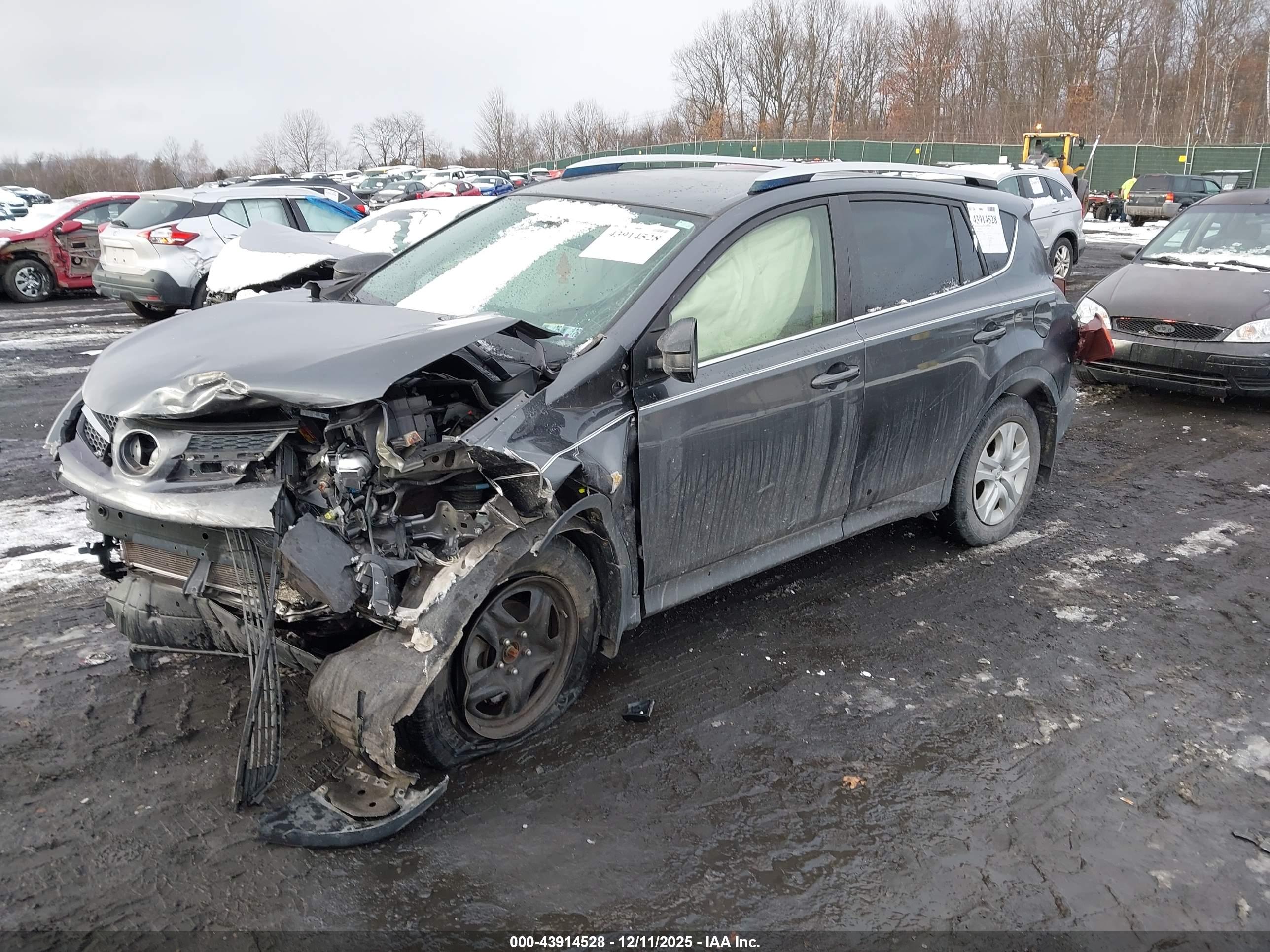 TOYOTA RAV4 image 2