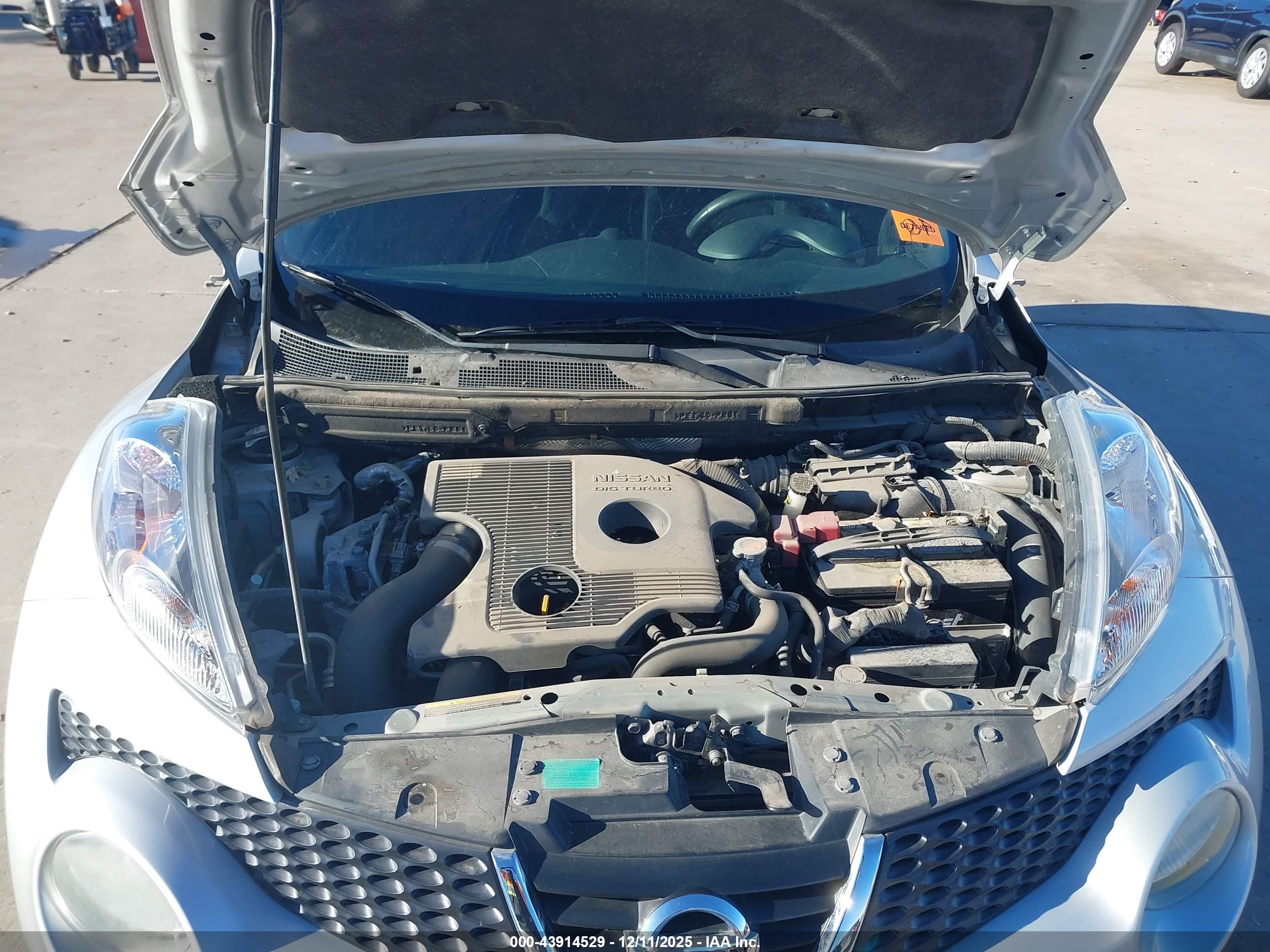 NISSAN JUKE image 10