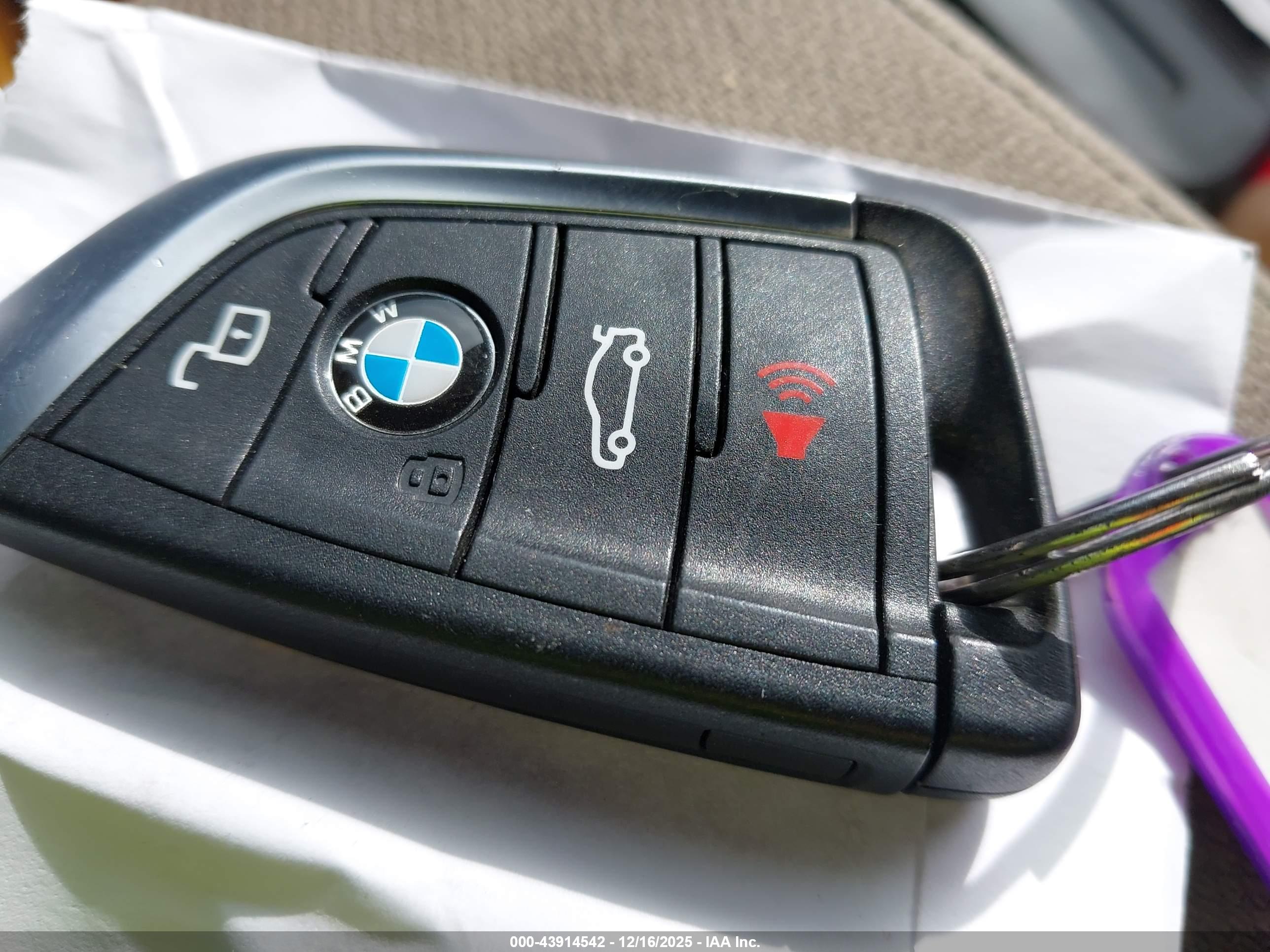 BMW 228 image 11