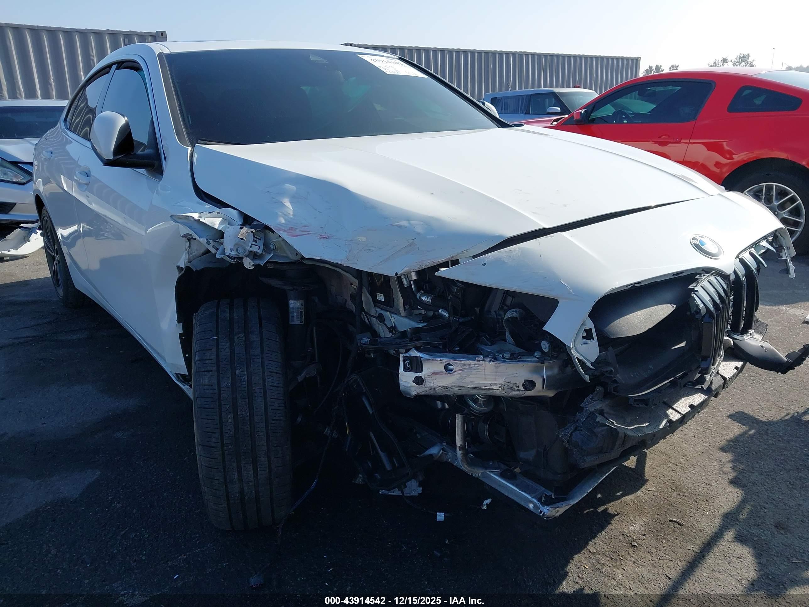 BMW 228 image 6