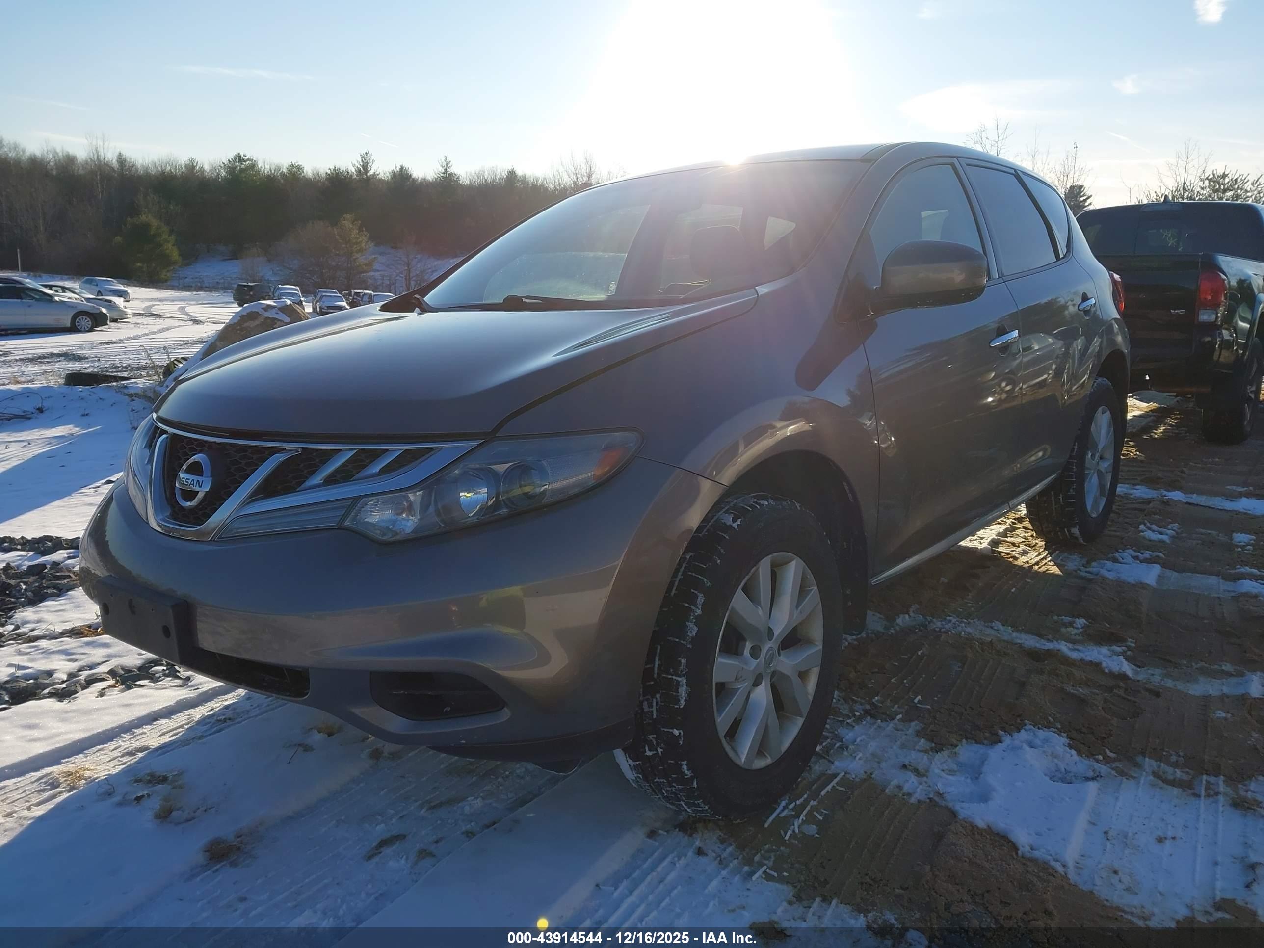 NISSAN MURANO image 2