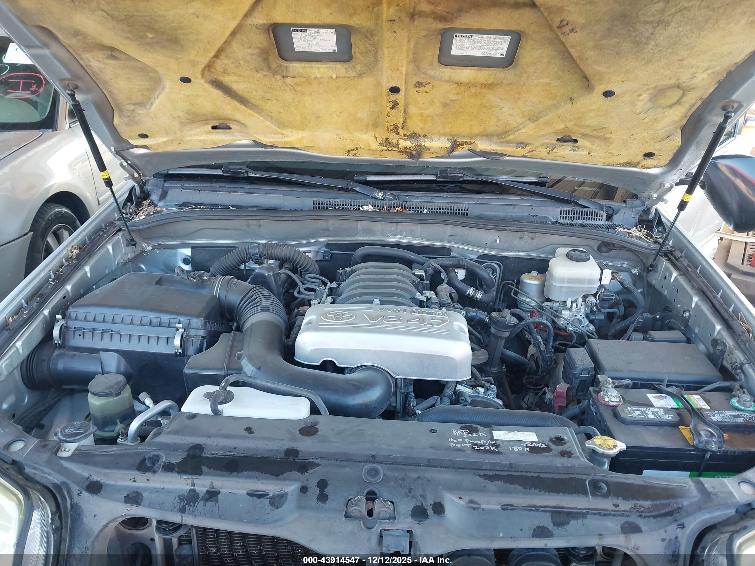 TOYOTA 4RUNNER image 10