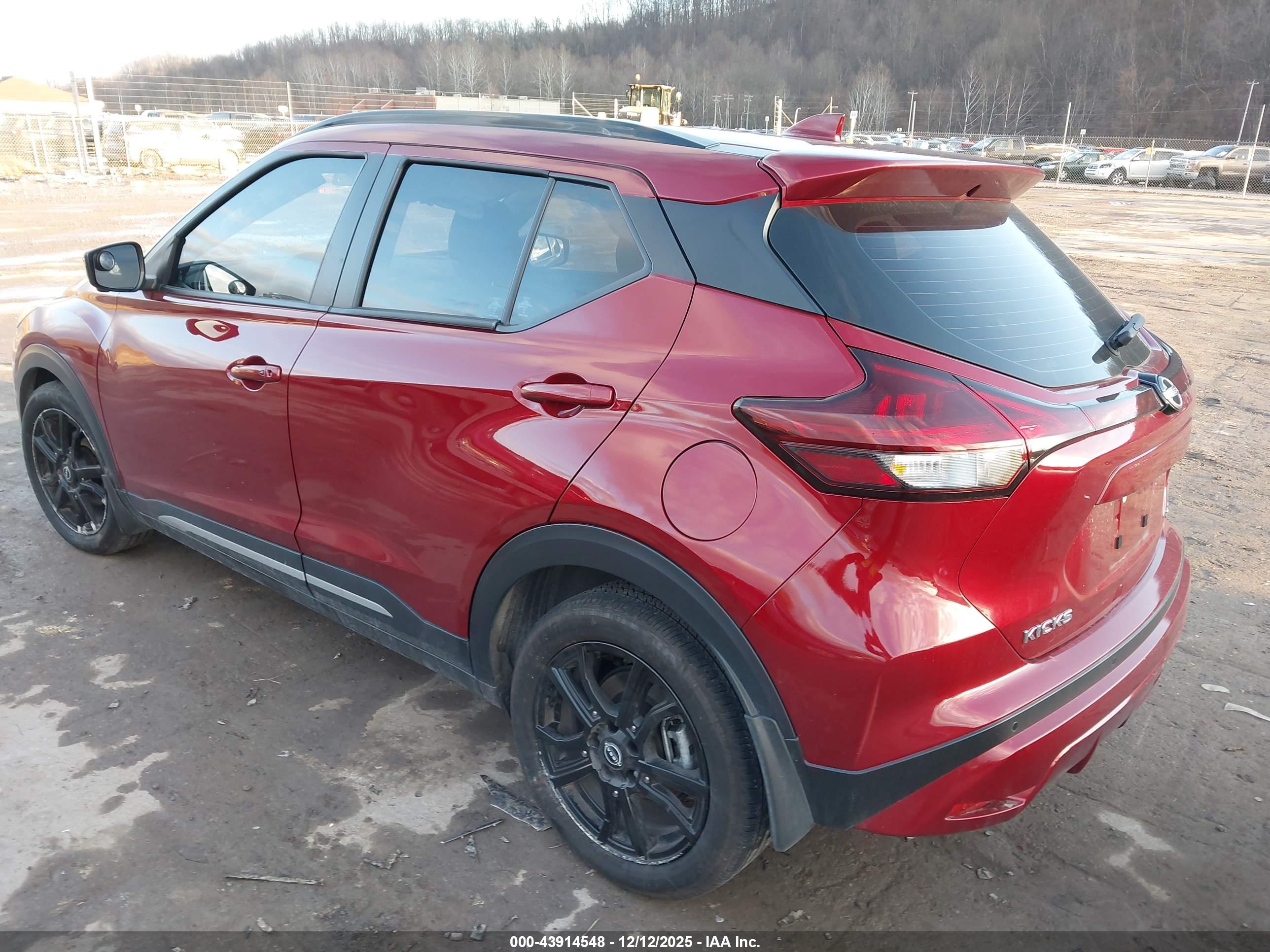 NISSAN KICKS image 3