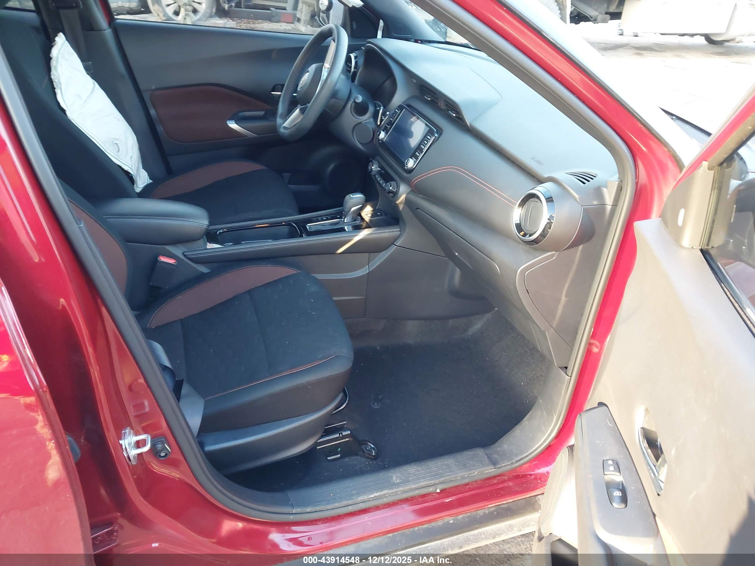 NISSAN KICKS image 5