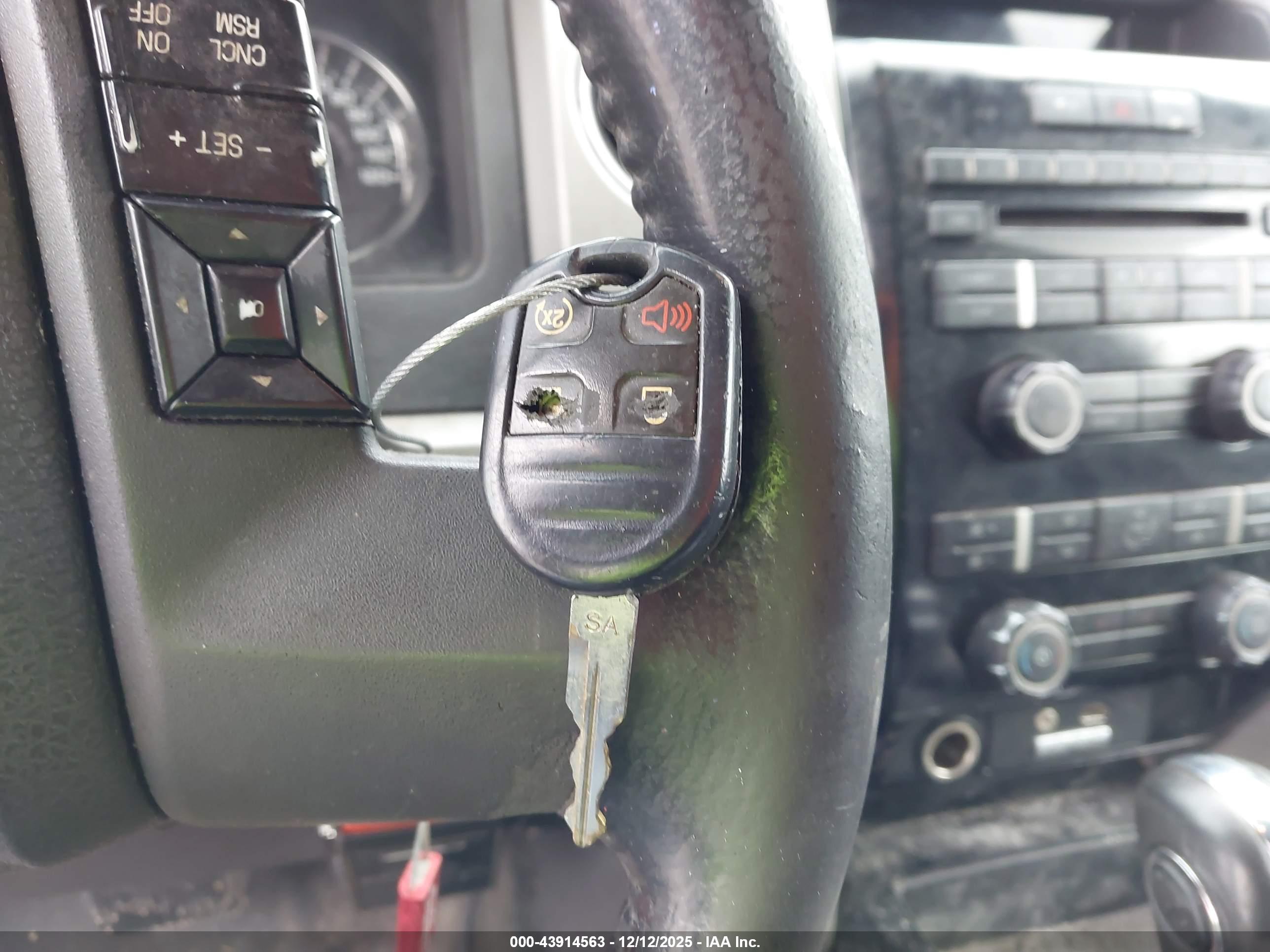 FORD F-150 image 11