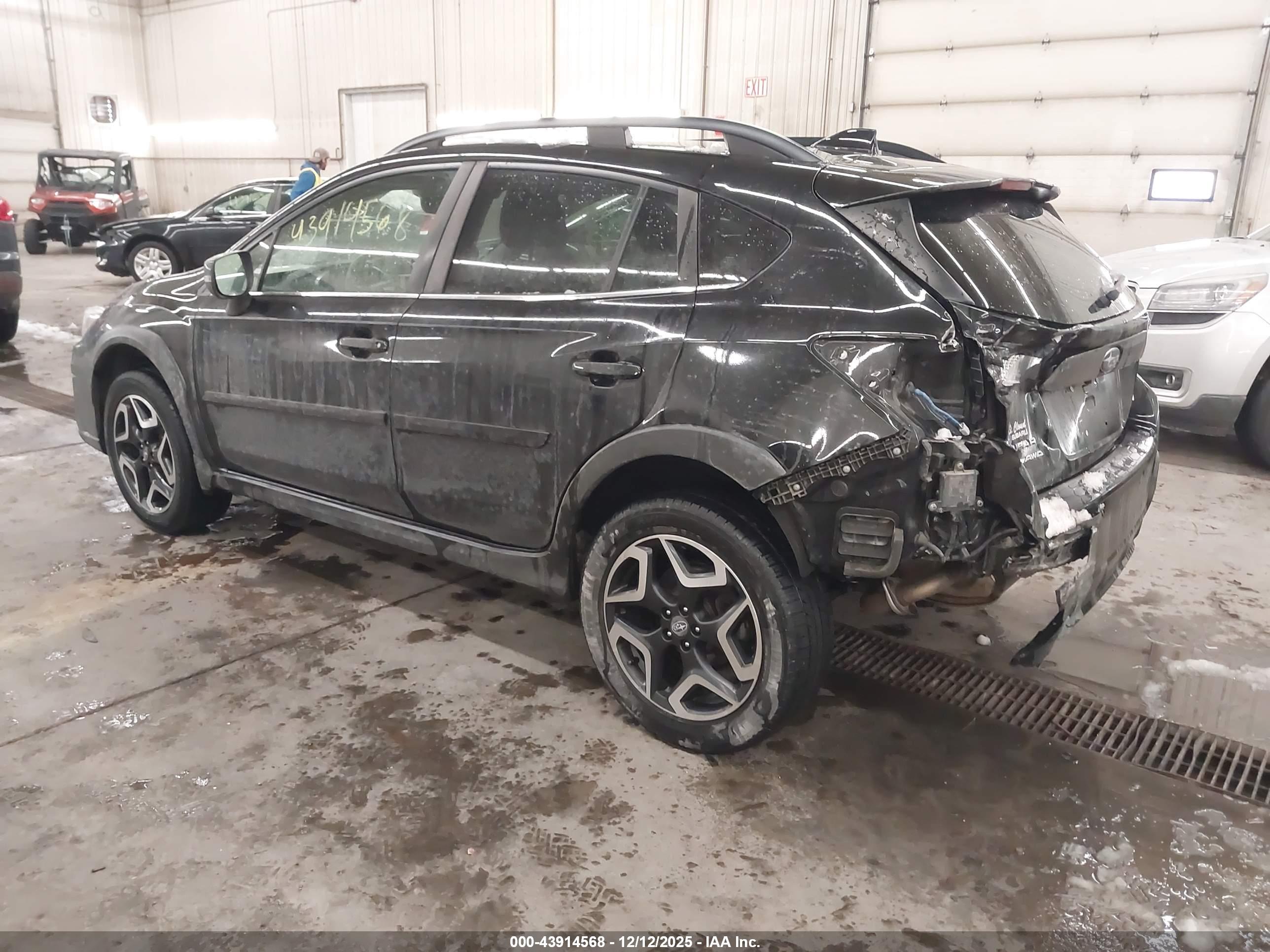 SUBARU CROSSTREK image 3