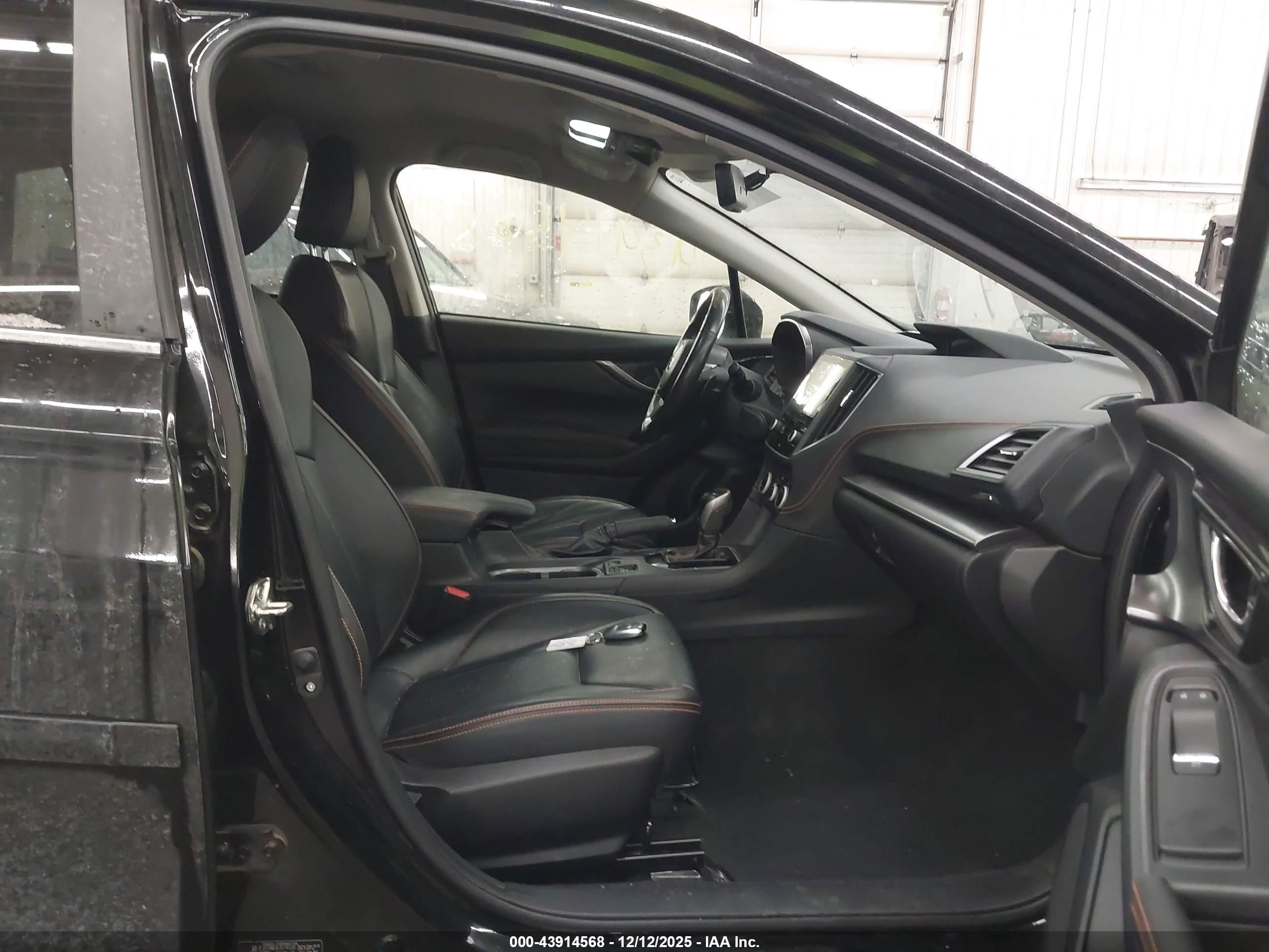 SUBARU CROSSTREK image 5