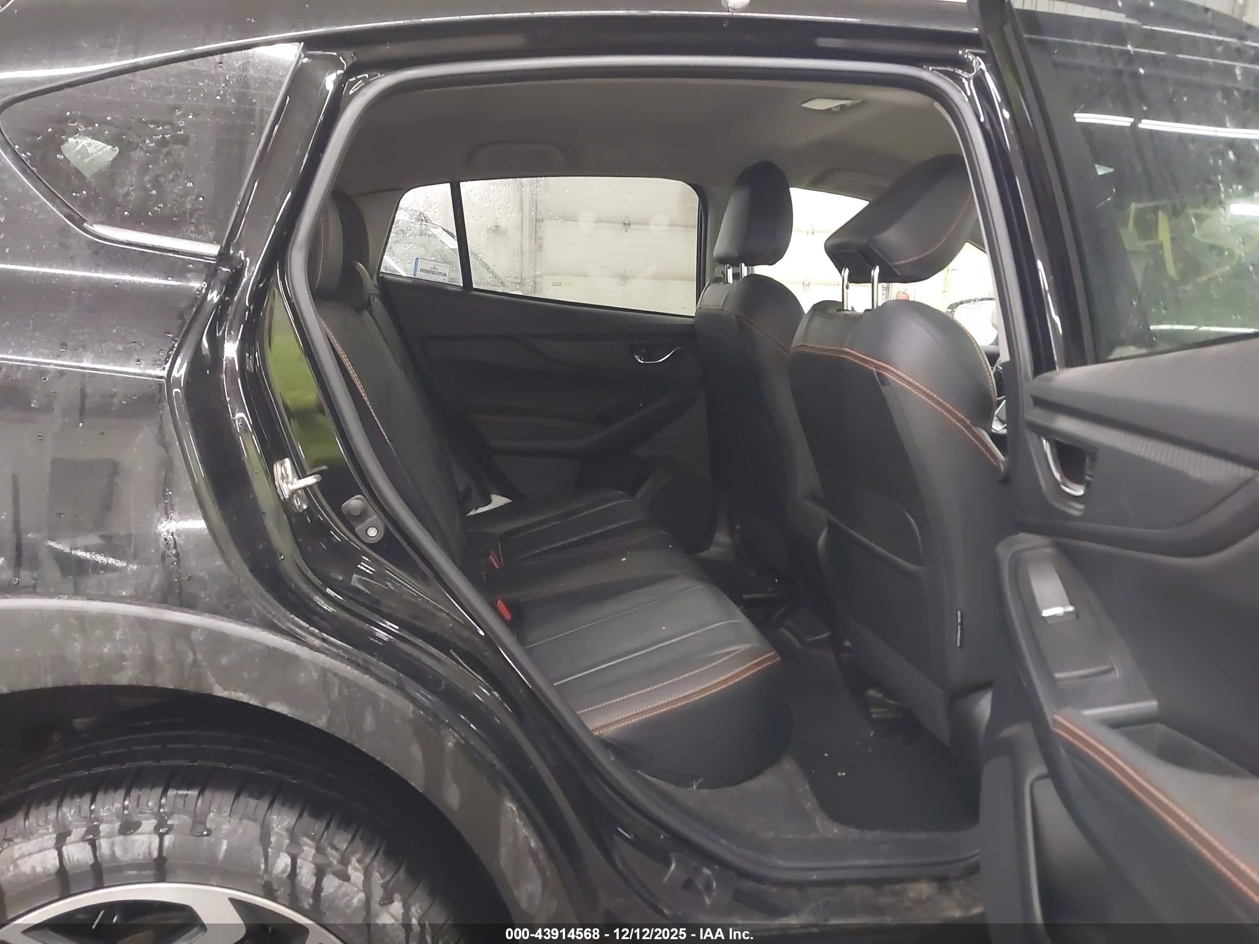 SUBARU CROSSTREK image 8