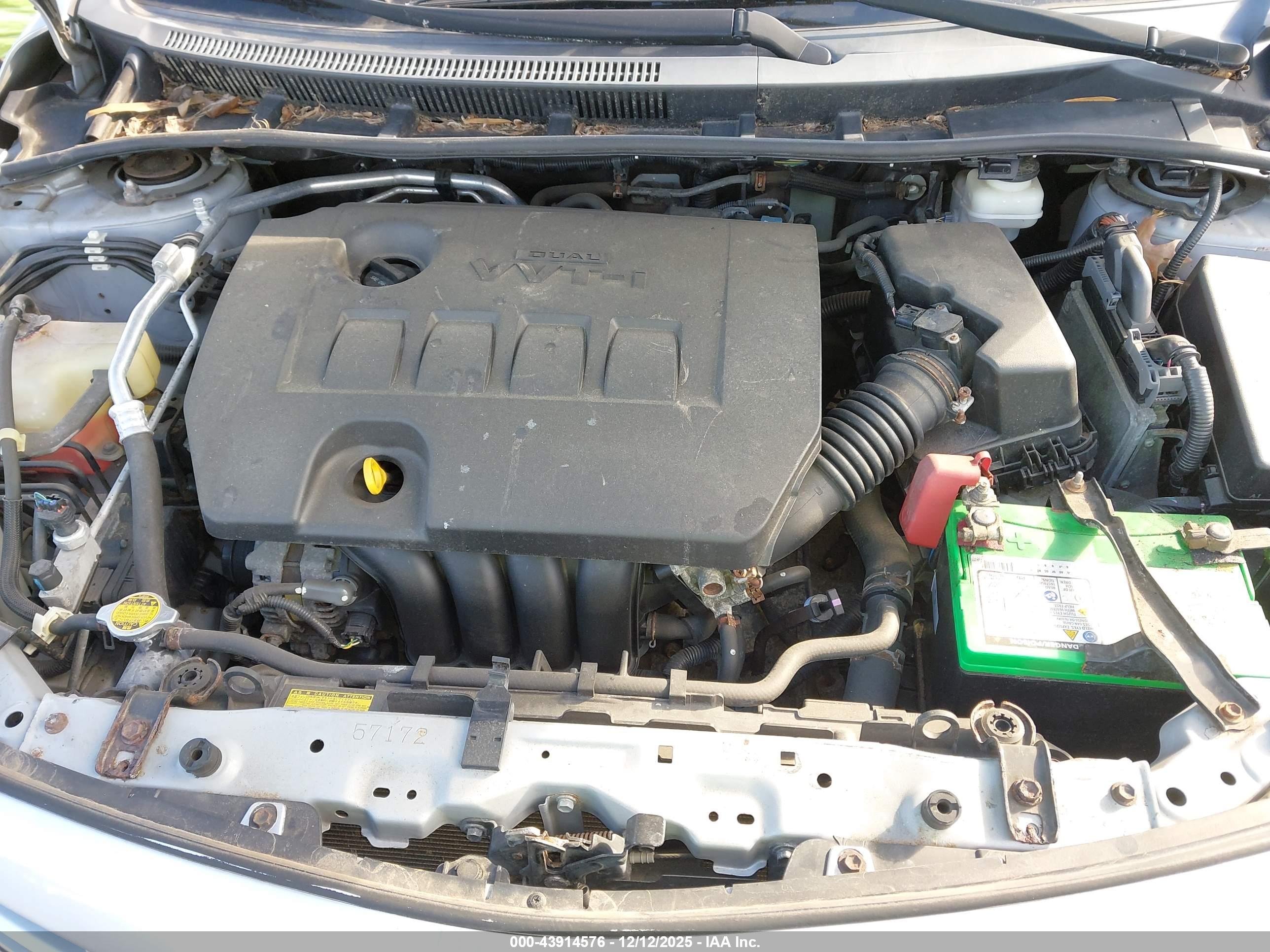 TOYOTA COROLLA image 10