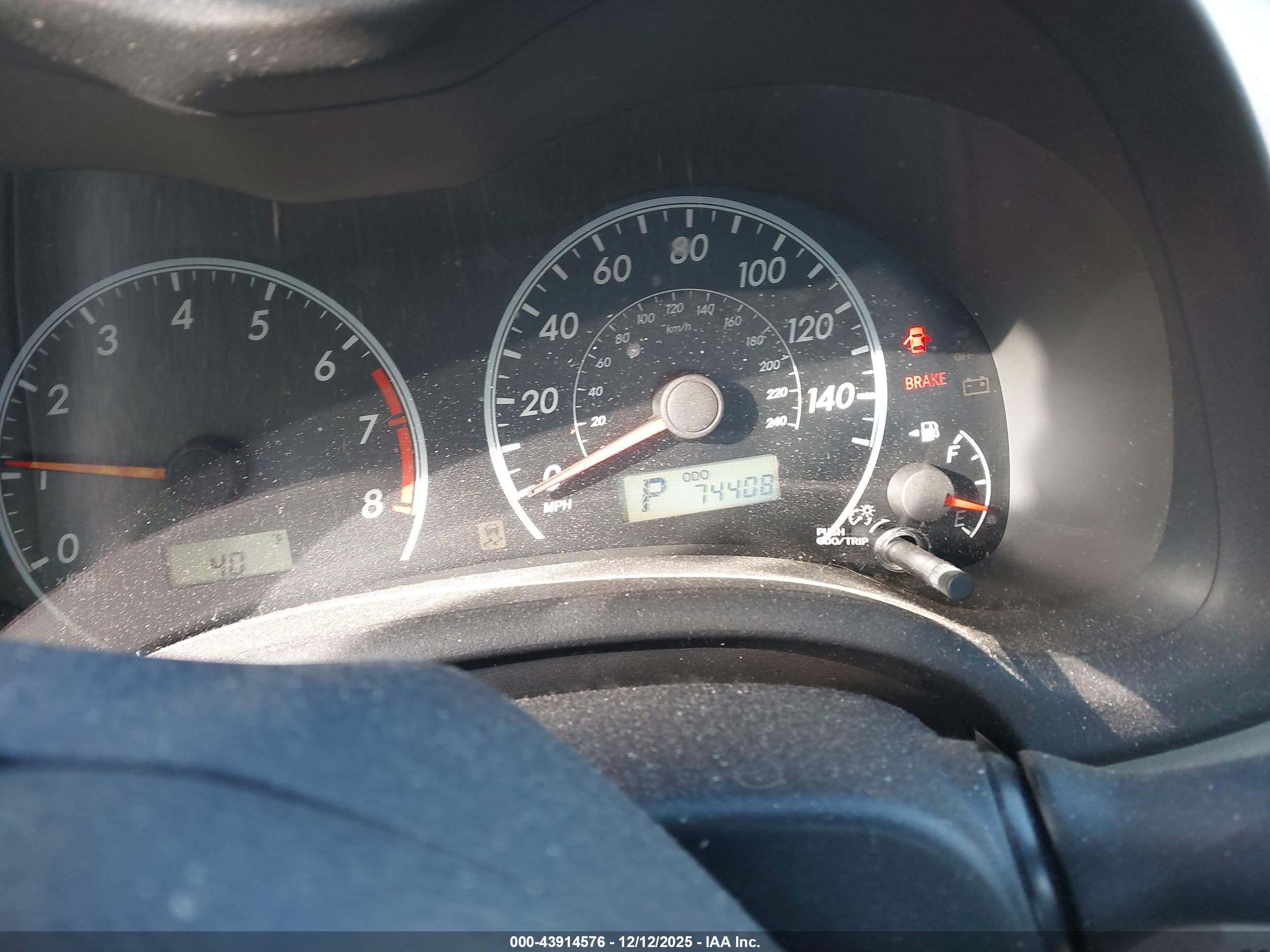 TOYOTA COROLLA image 7