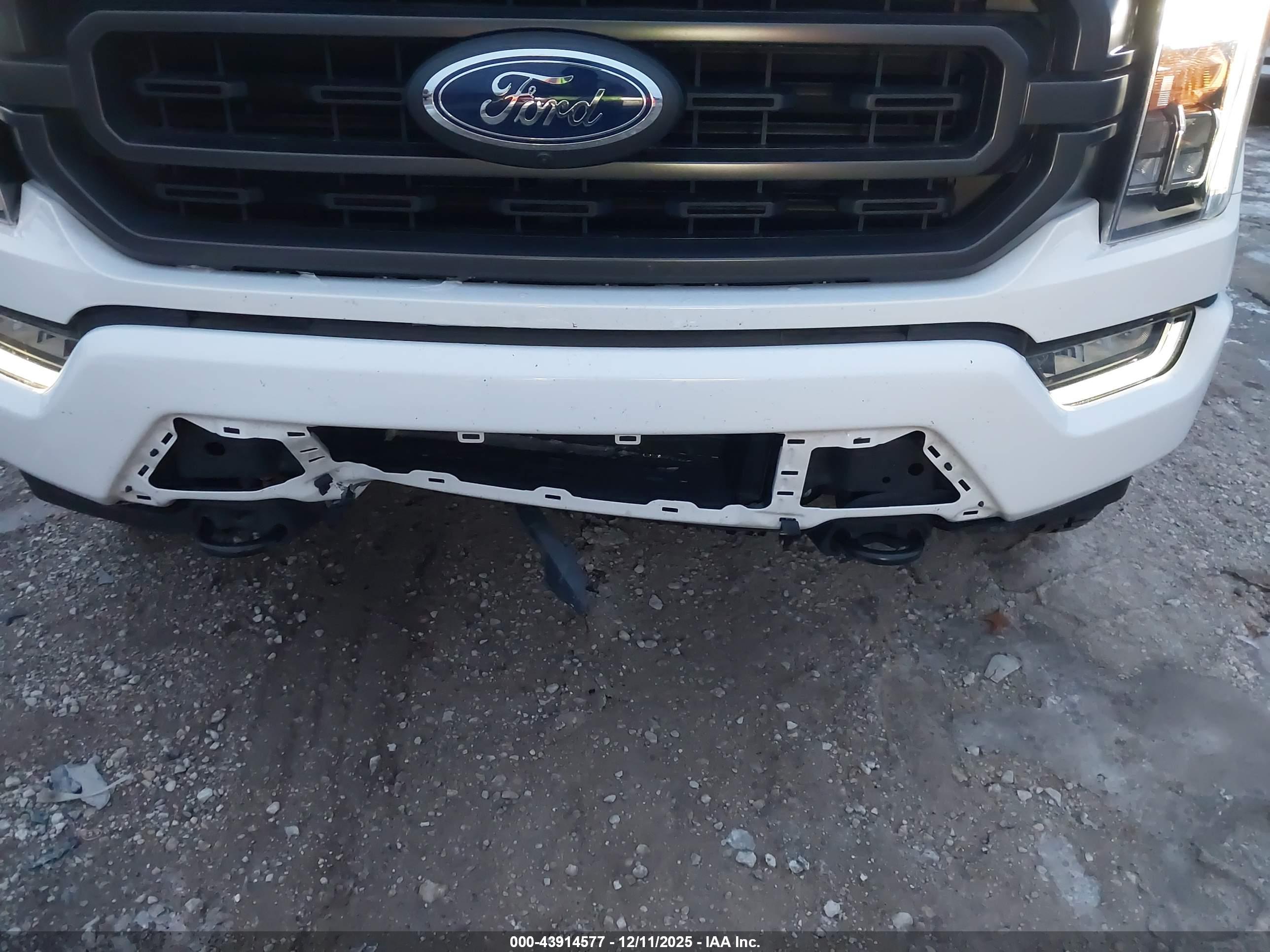 FORD F-150 image 6