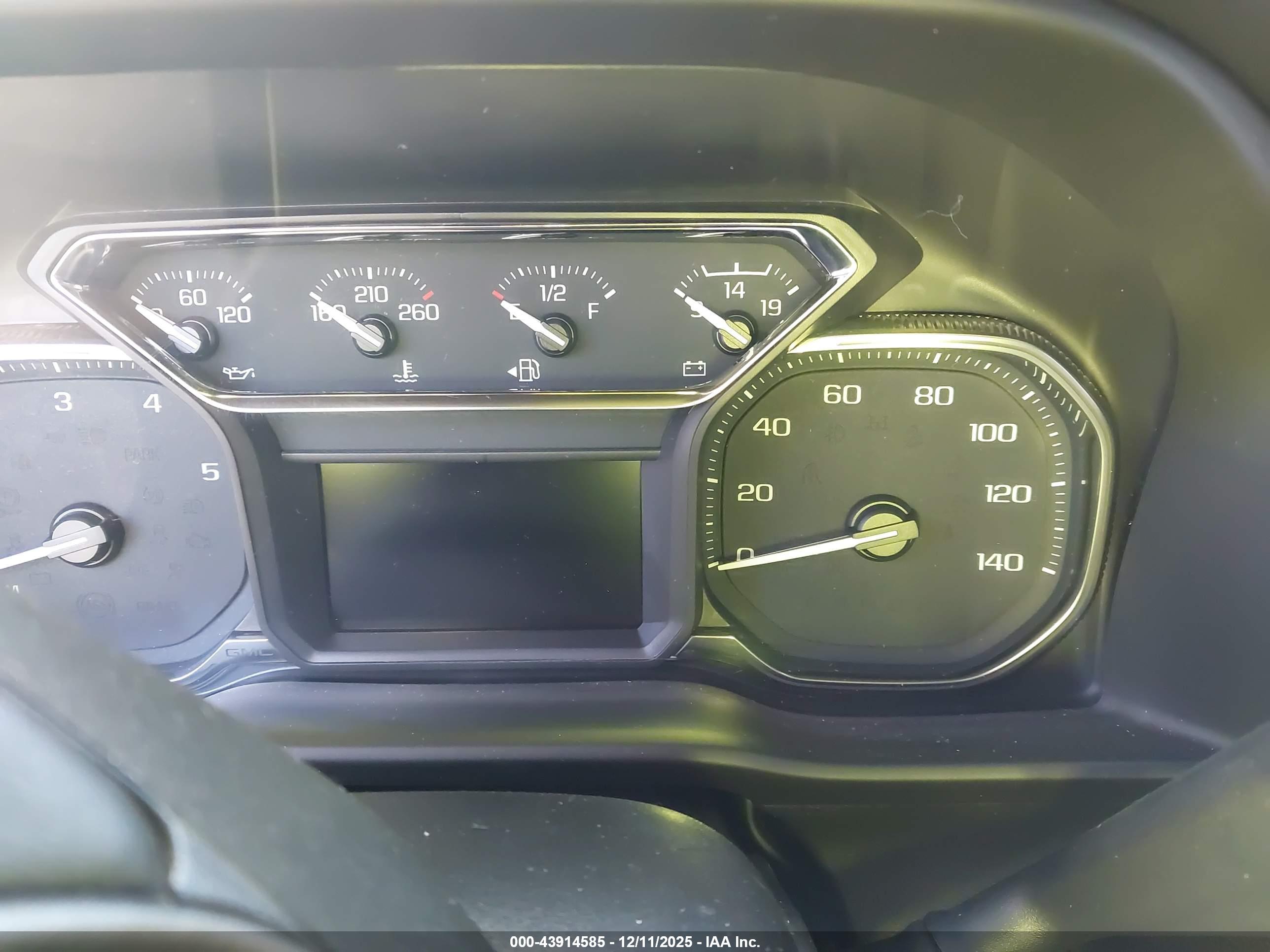GMC SIERRA image 7