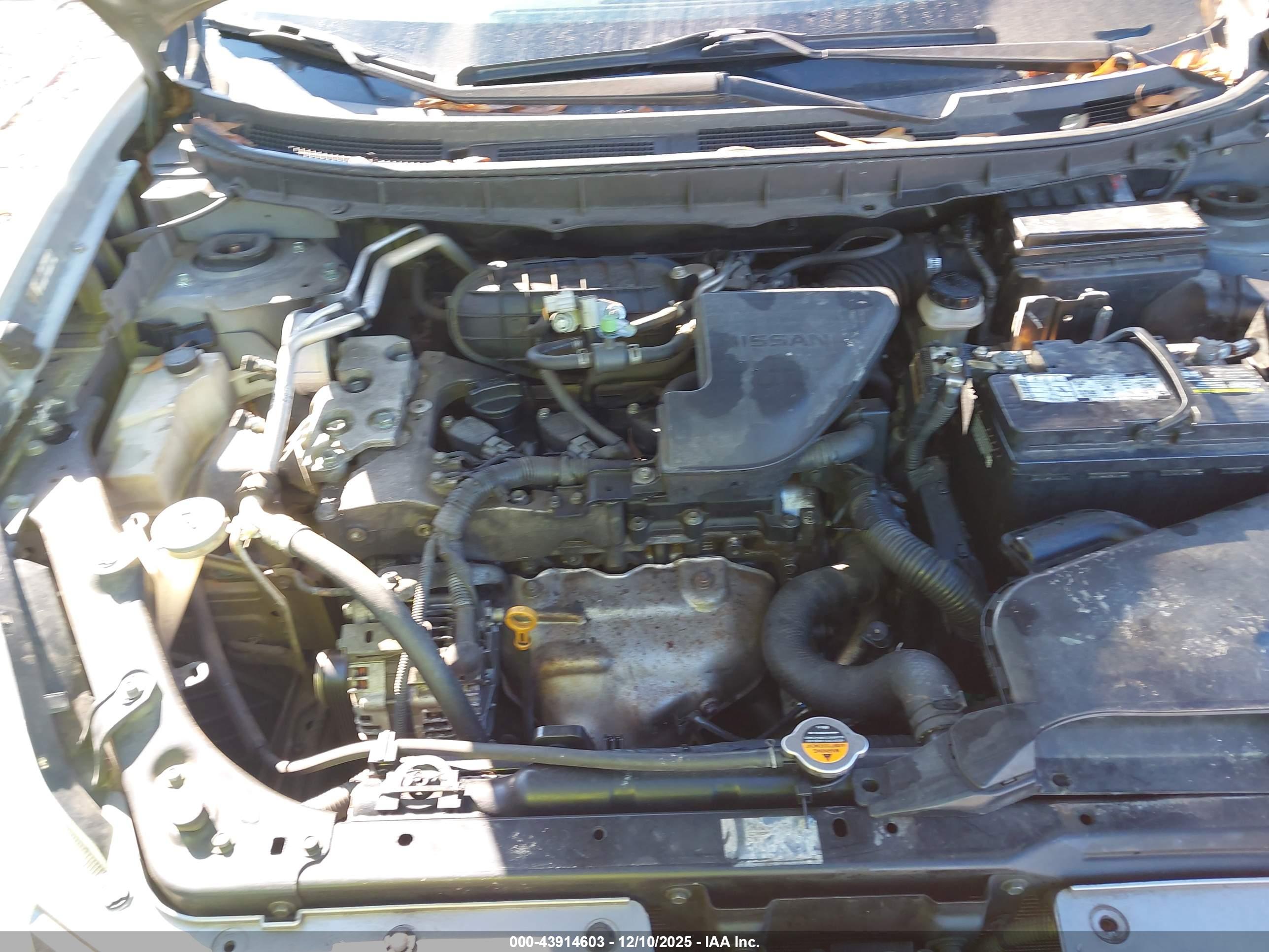NISSAN ROGUE image 10