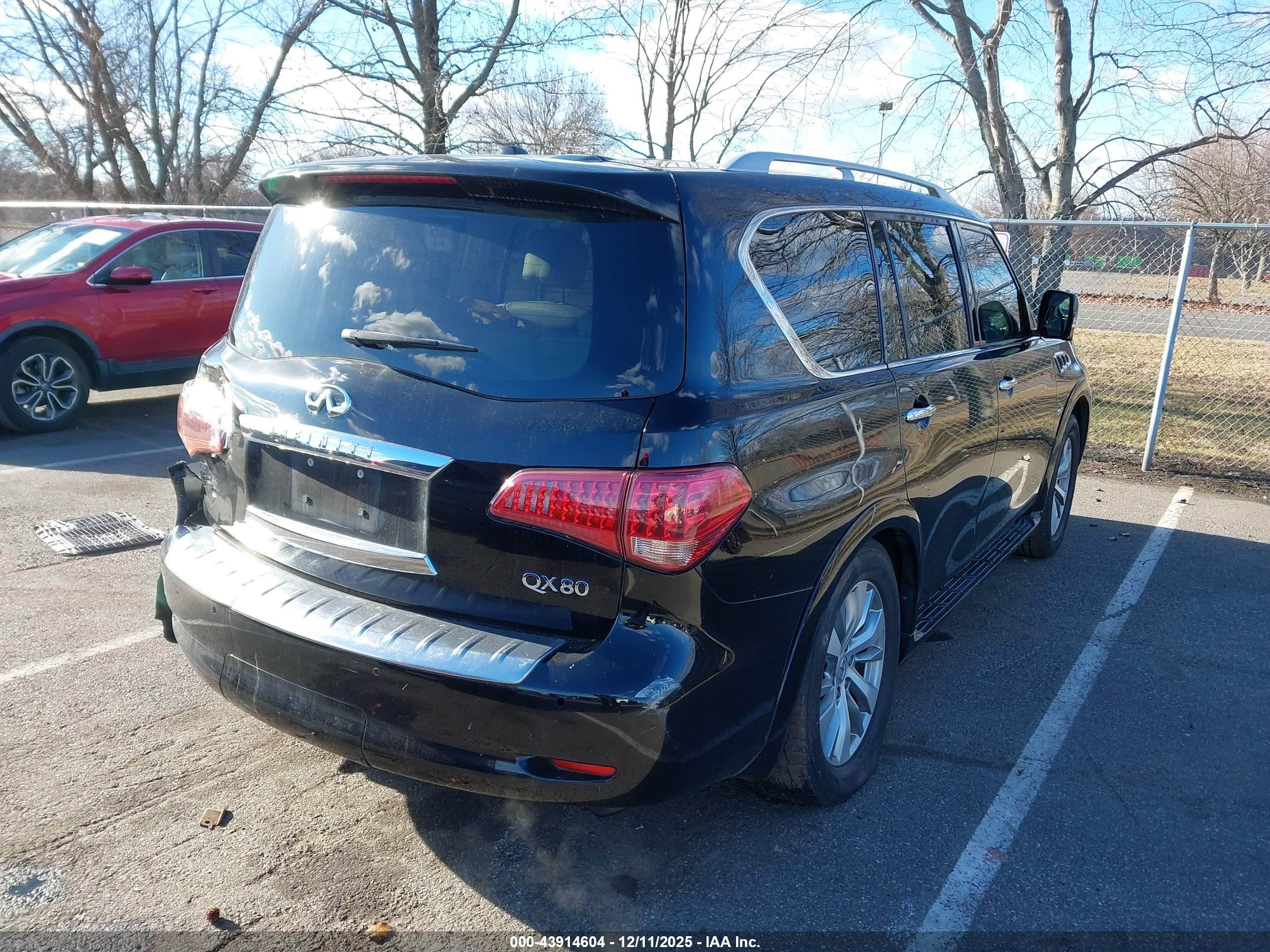 INFINITI QX80 image 4