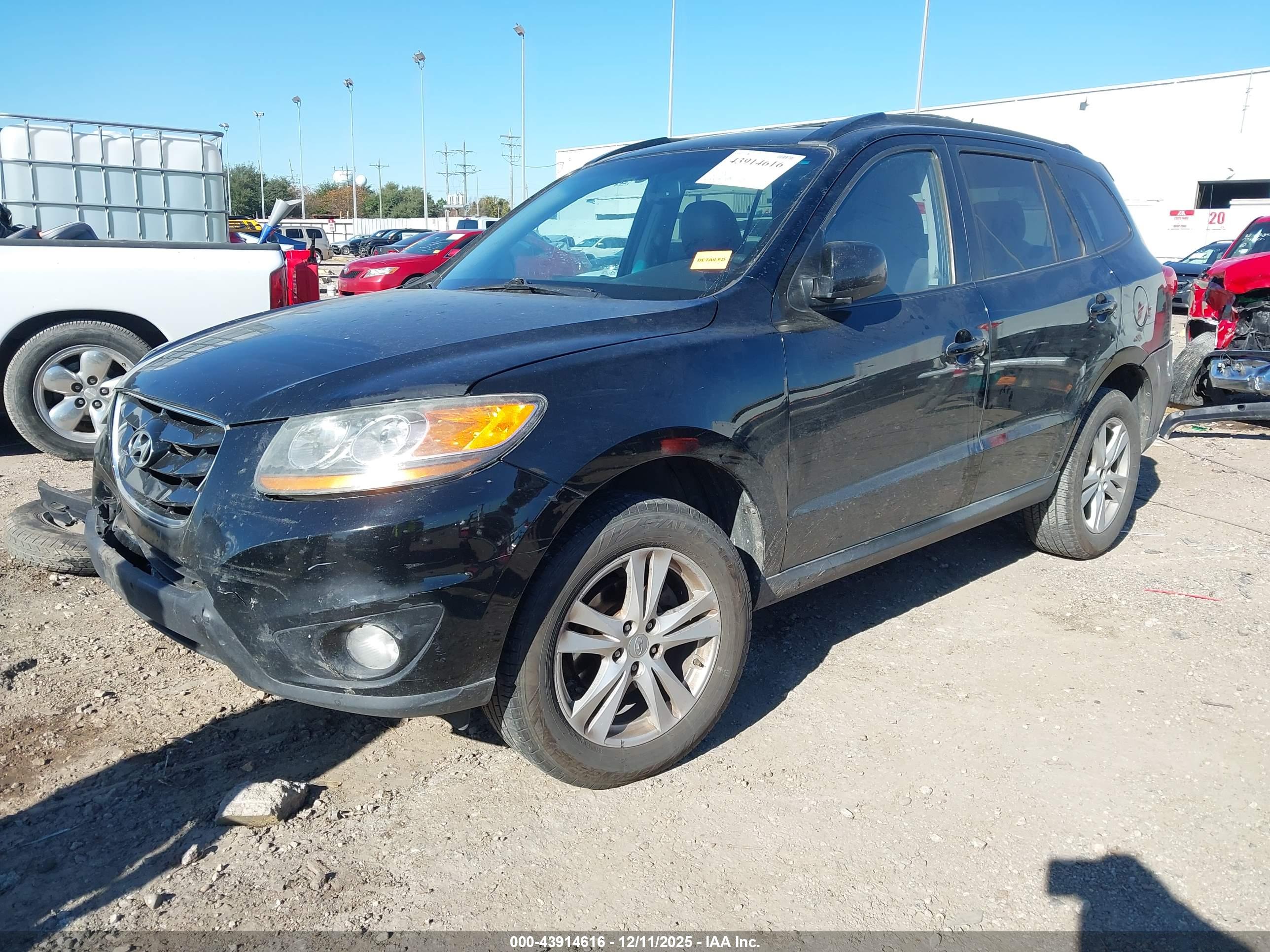 HYUNDAI SANTA image 2