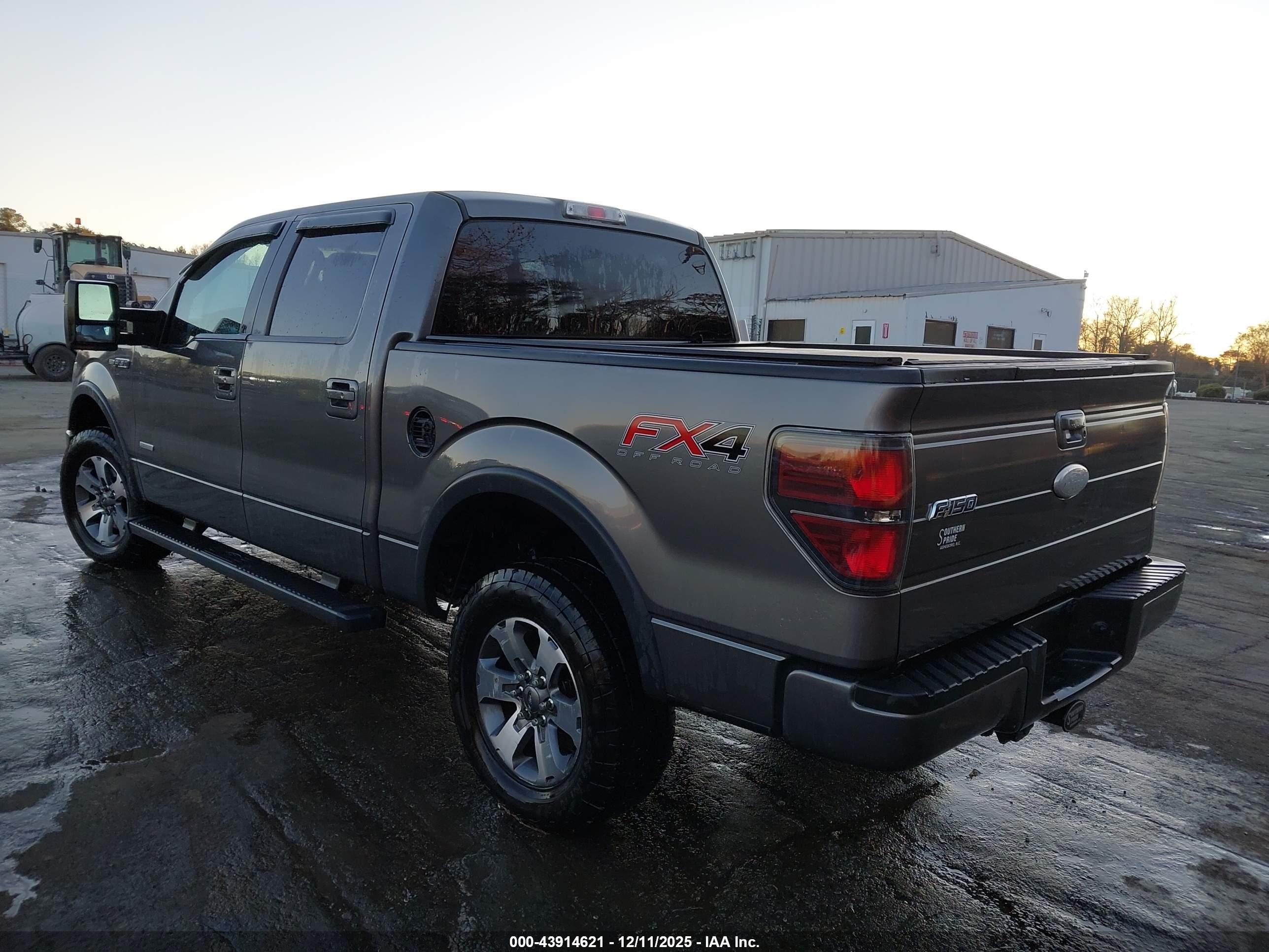 FORD F-150 image 3