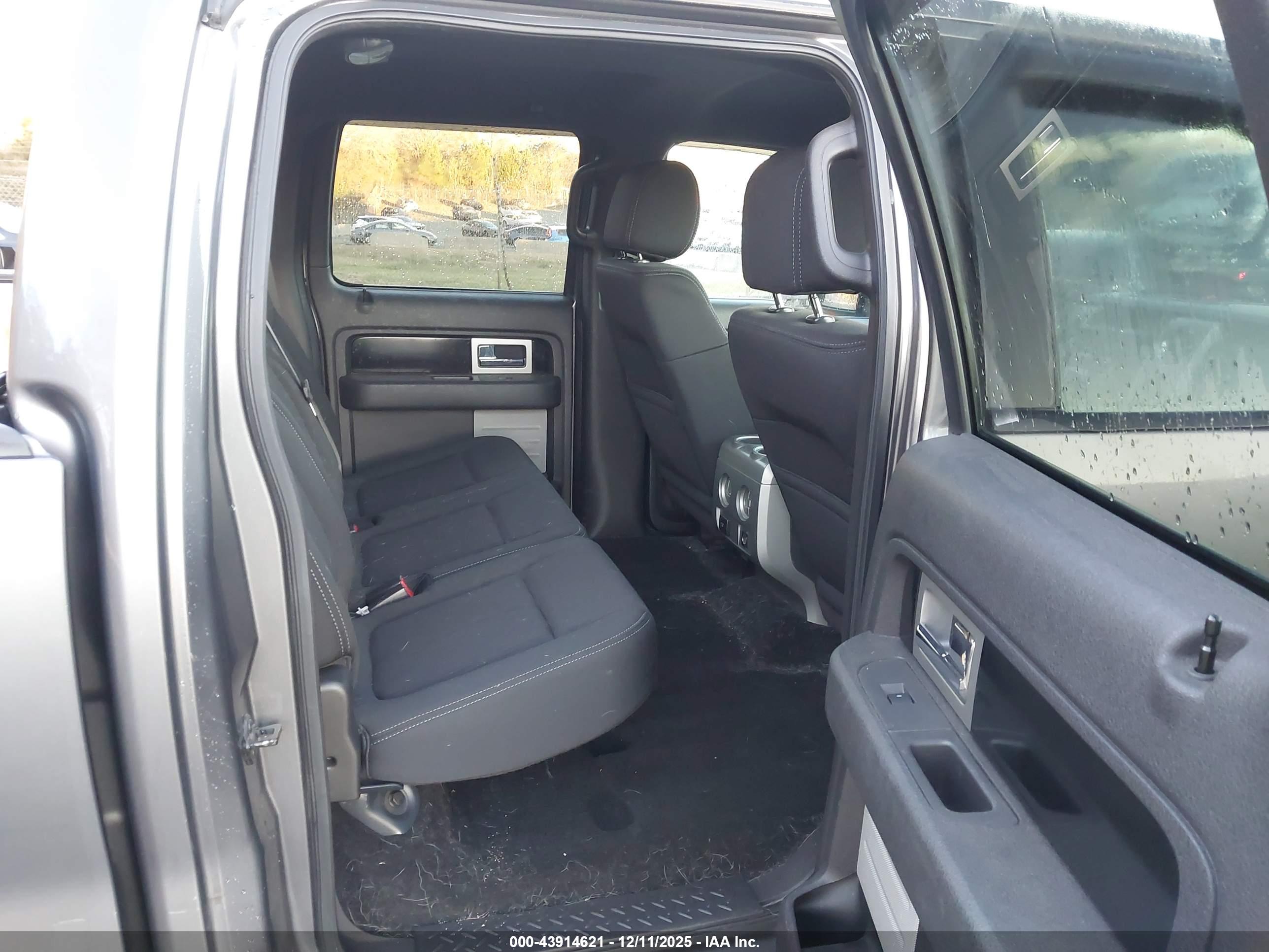 FORD F-150 image 8