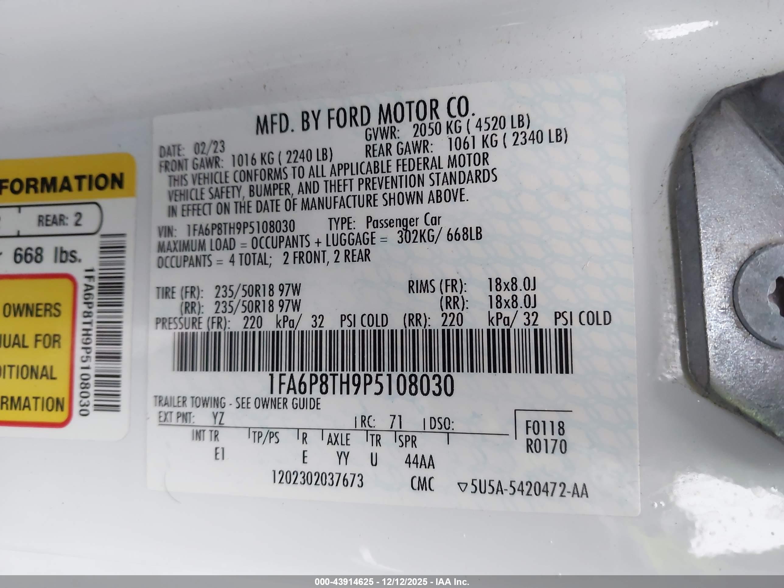 FORD MUSTANG image 9