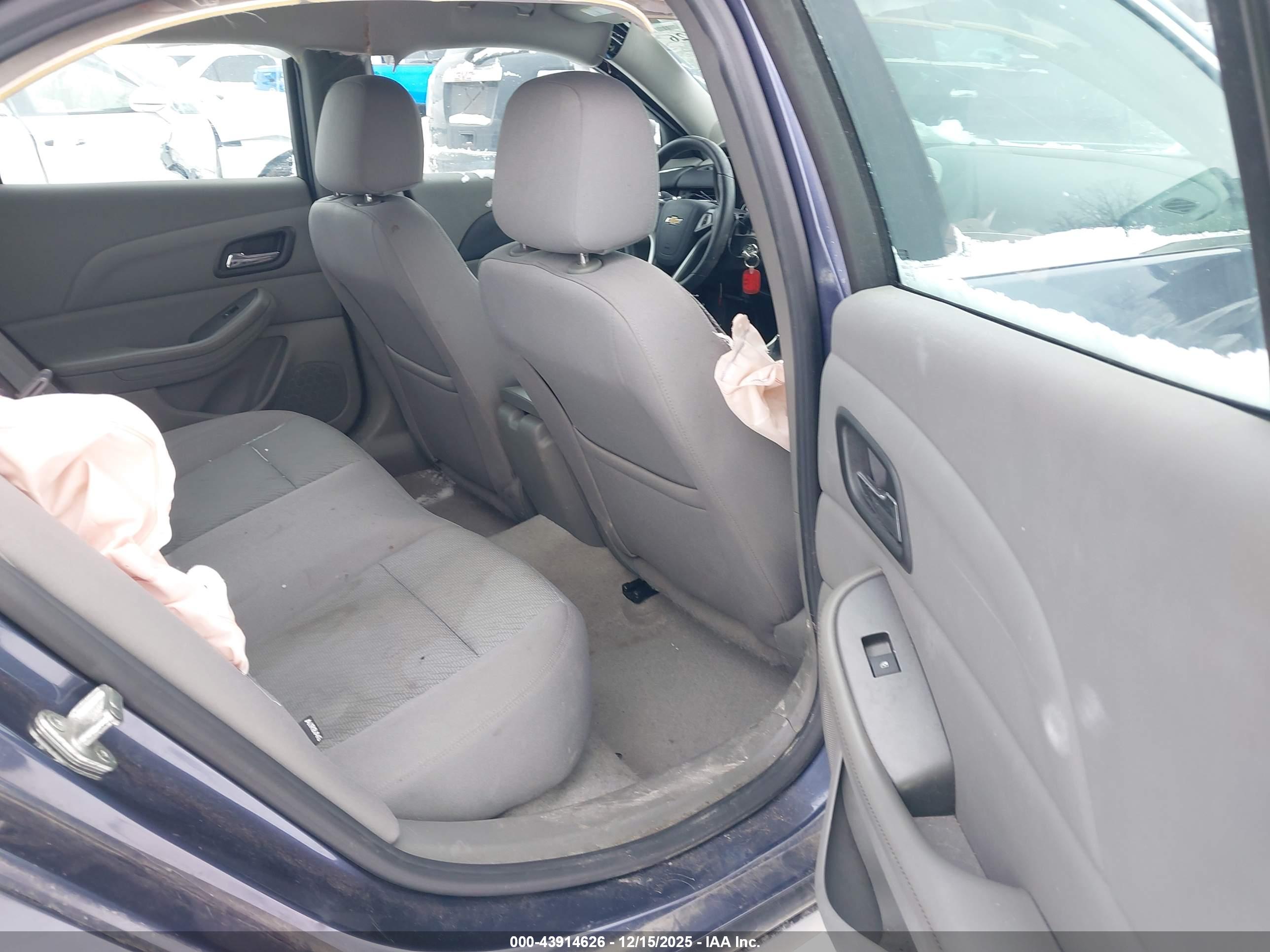 CHEVROLET MALIBU image 8