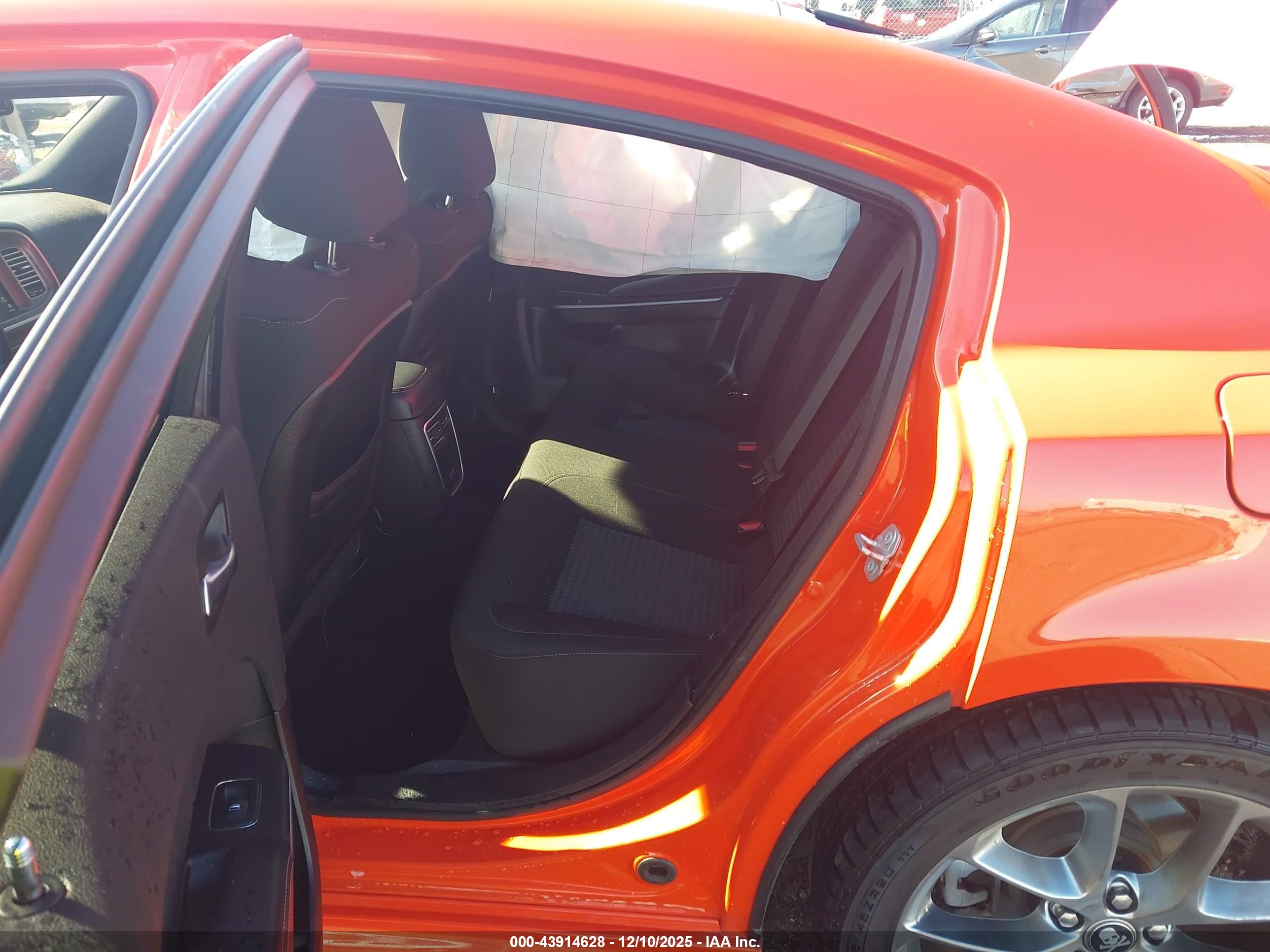 DODGE CHARGER image 8
