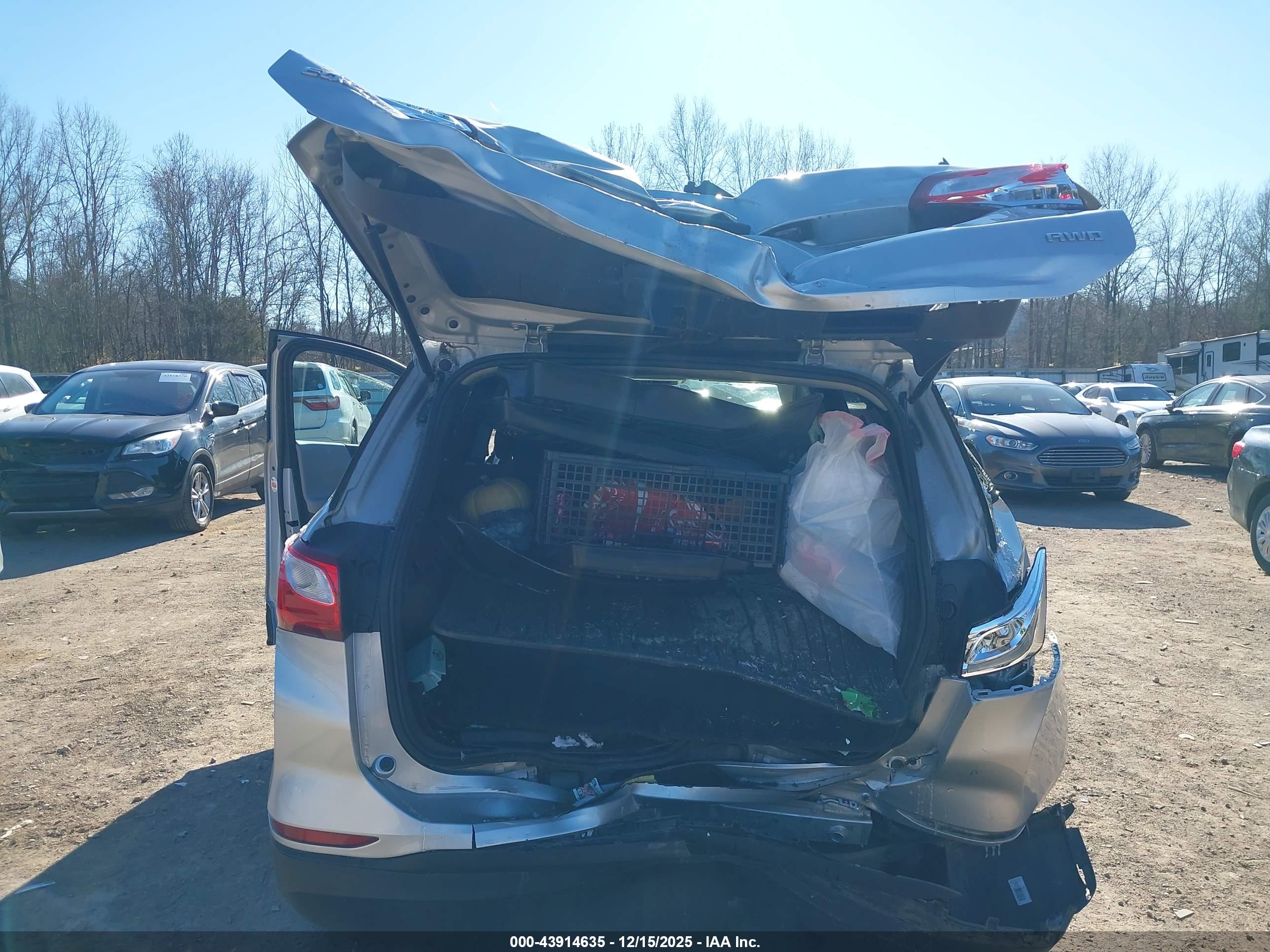 CHEVROLET EQUINOX image 6