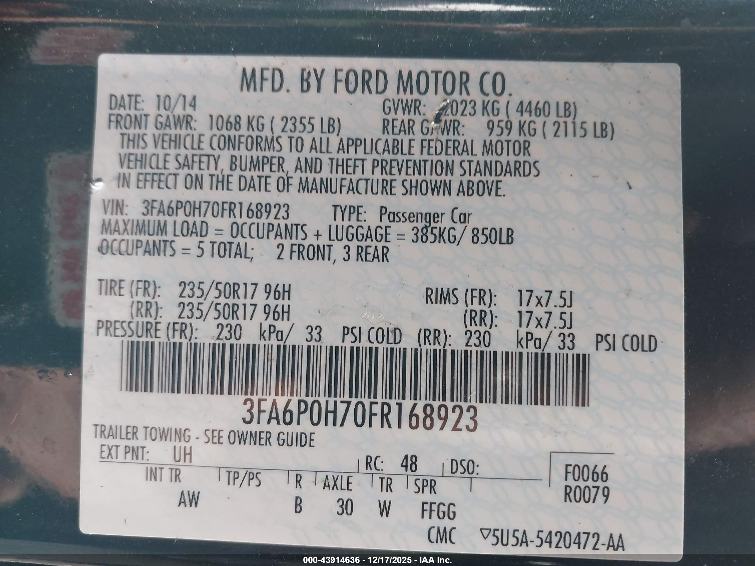 FORD FUSION image 9