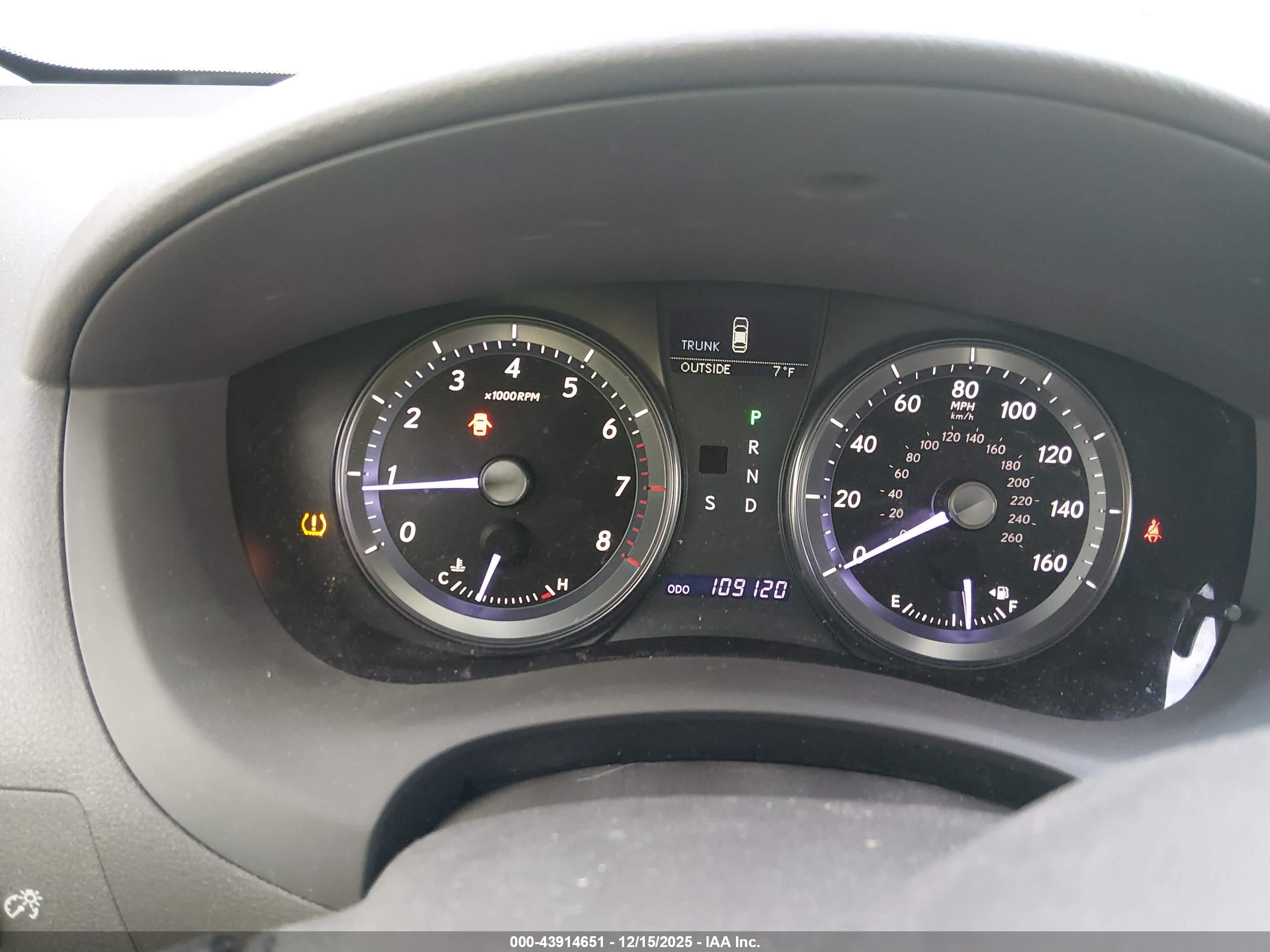 LEXUS ES image 7