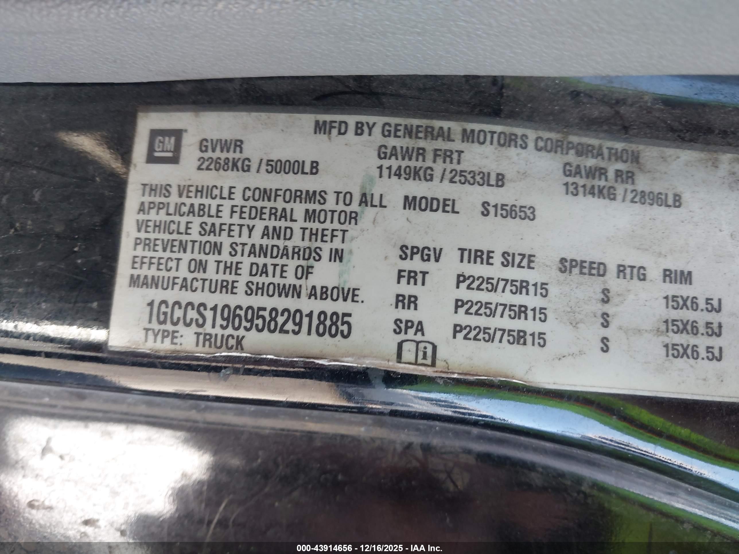 CHEVROLET COLORADO image 9