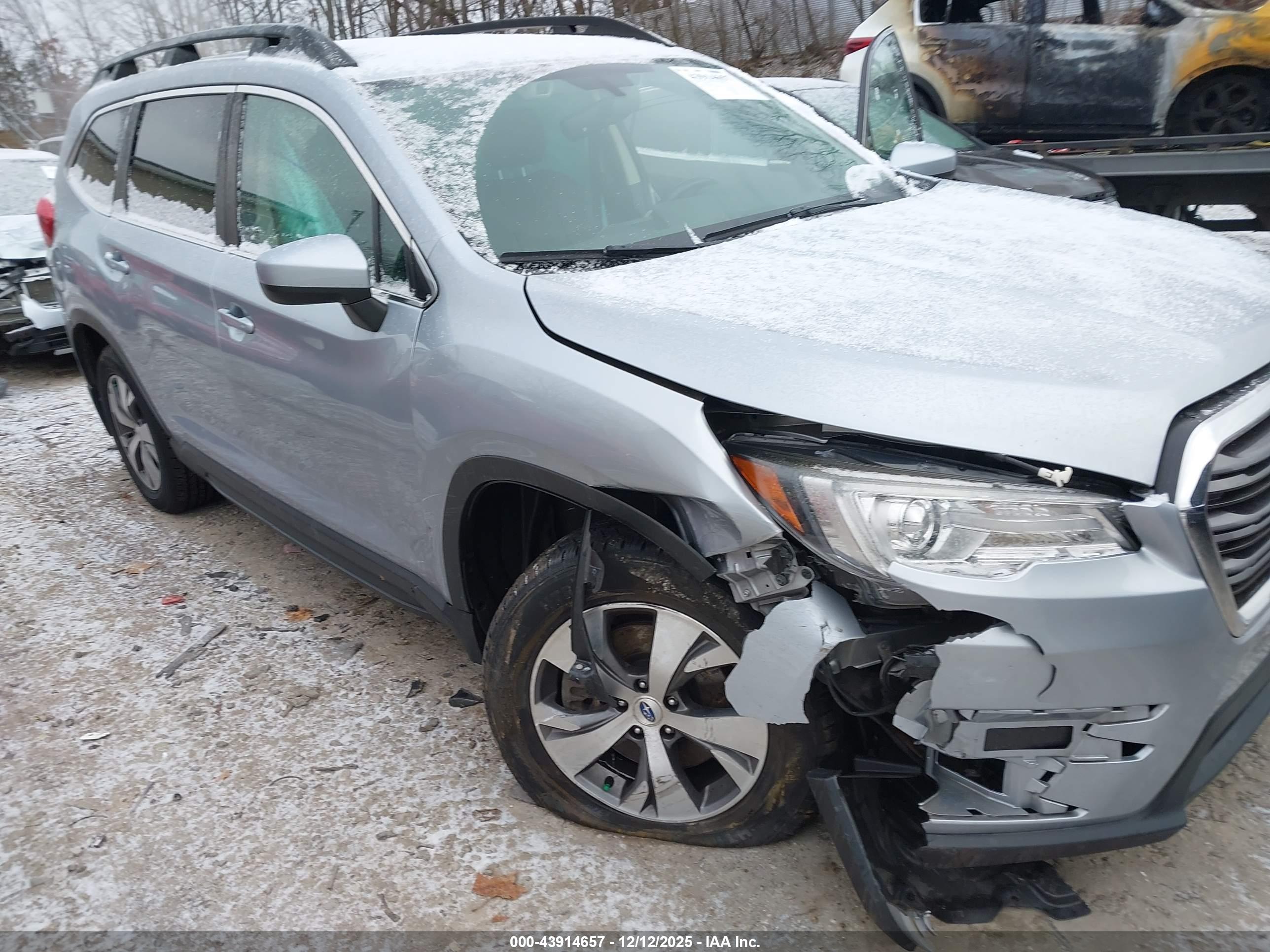 SUBARU ASCENT image 6