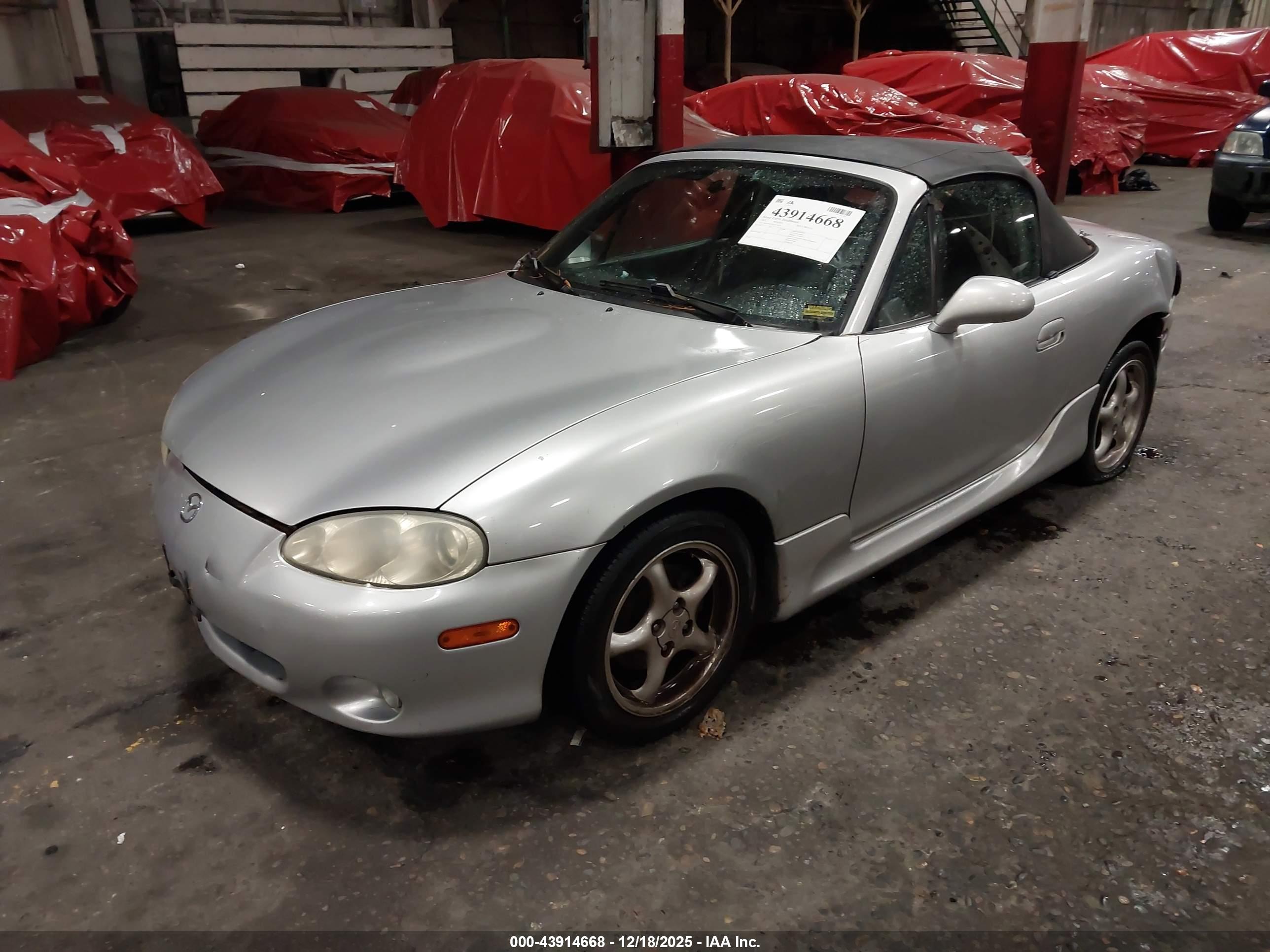 MAZDA MX-5 image 2