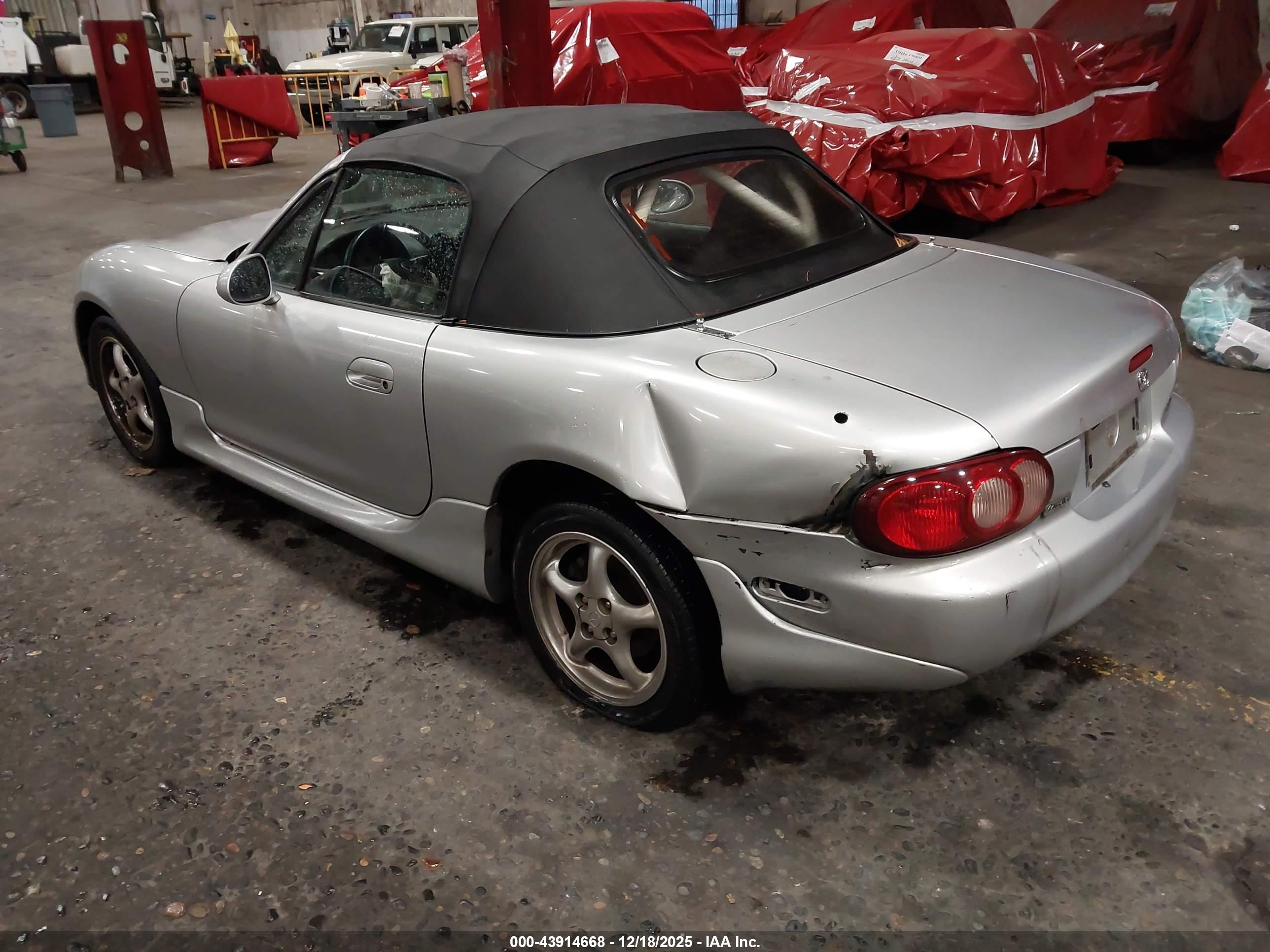 MAZDA MX-5 image 3