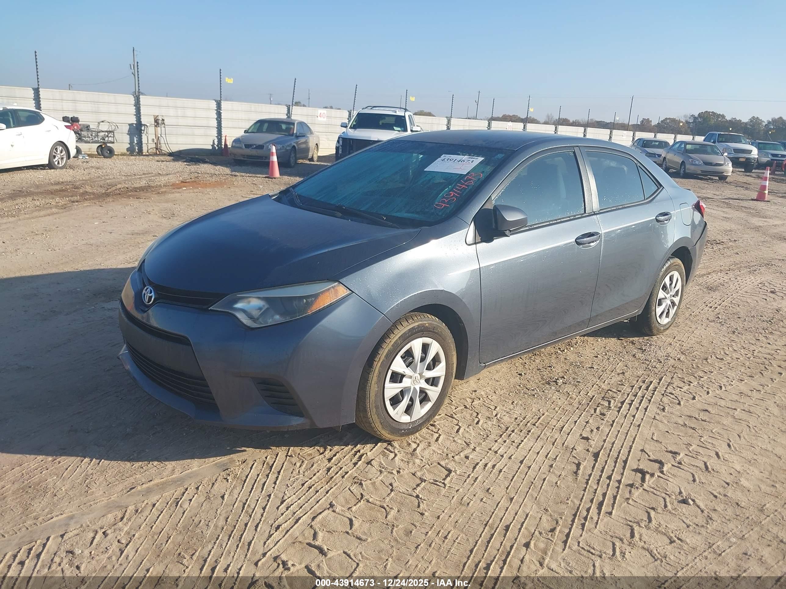 TOYOTA COROLLA image 2