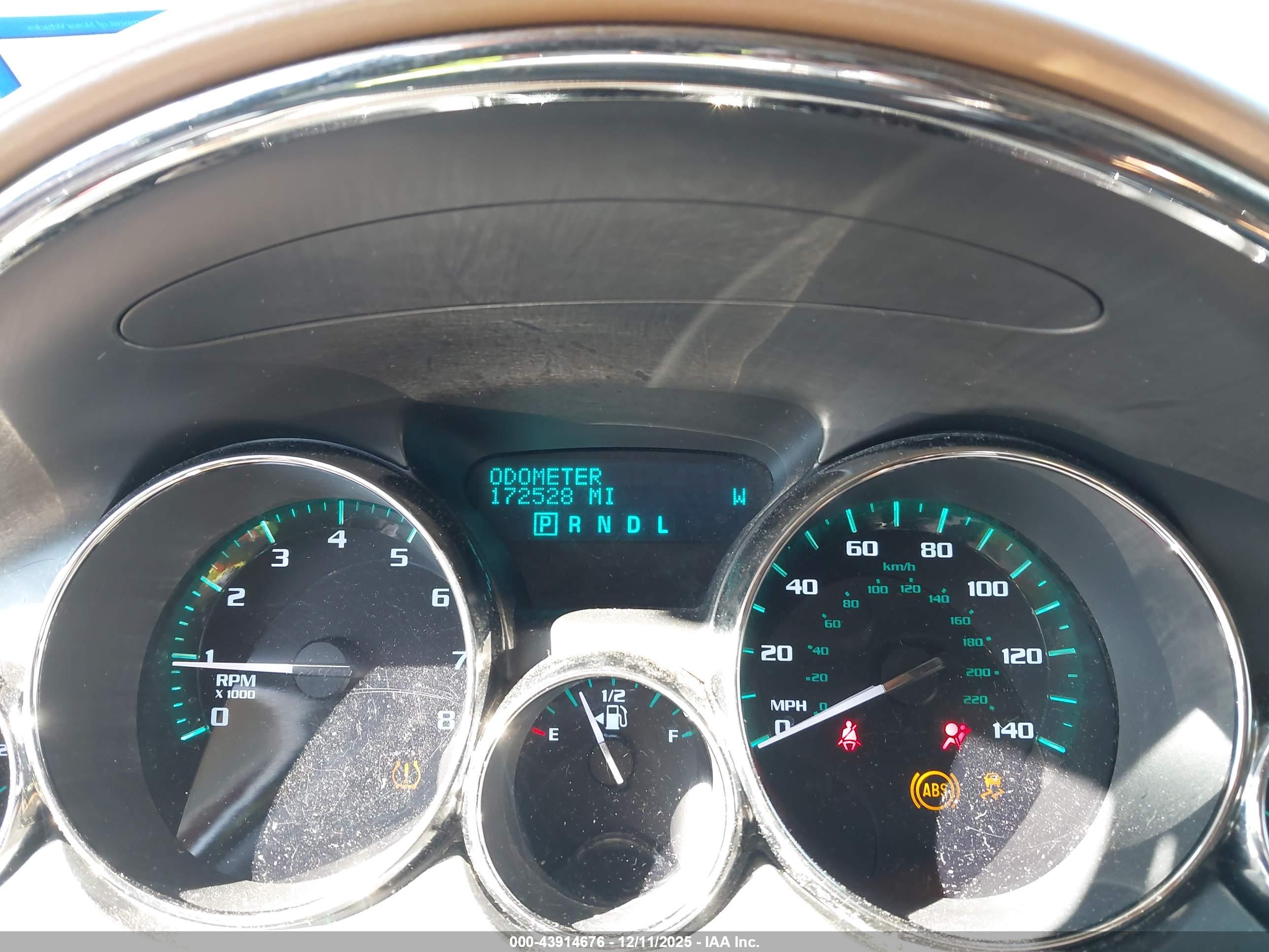 BUICK ENCLAVE image 7