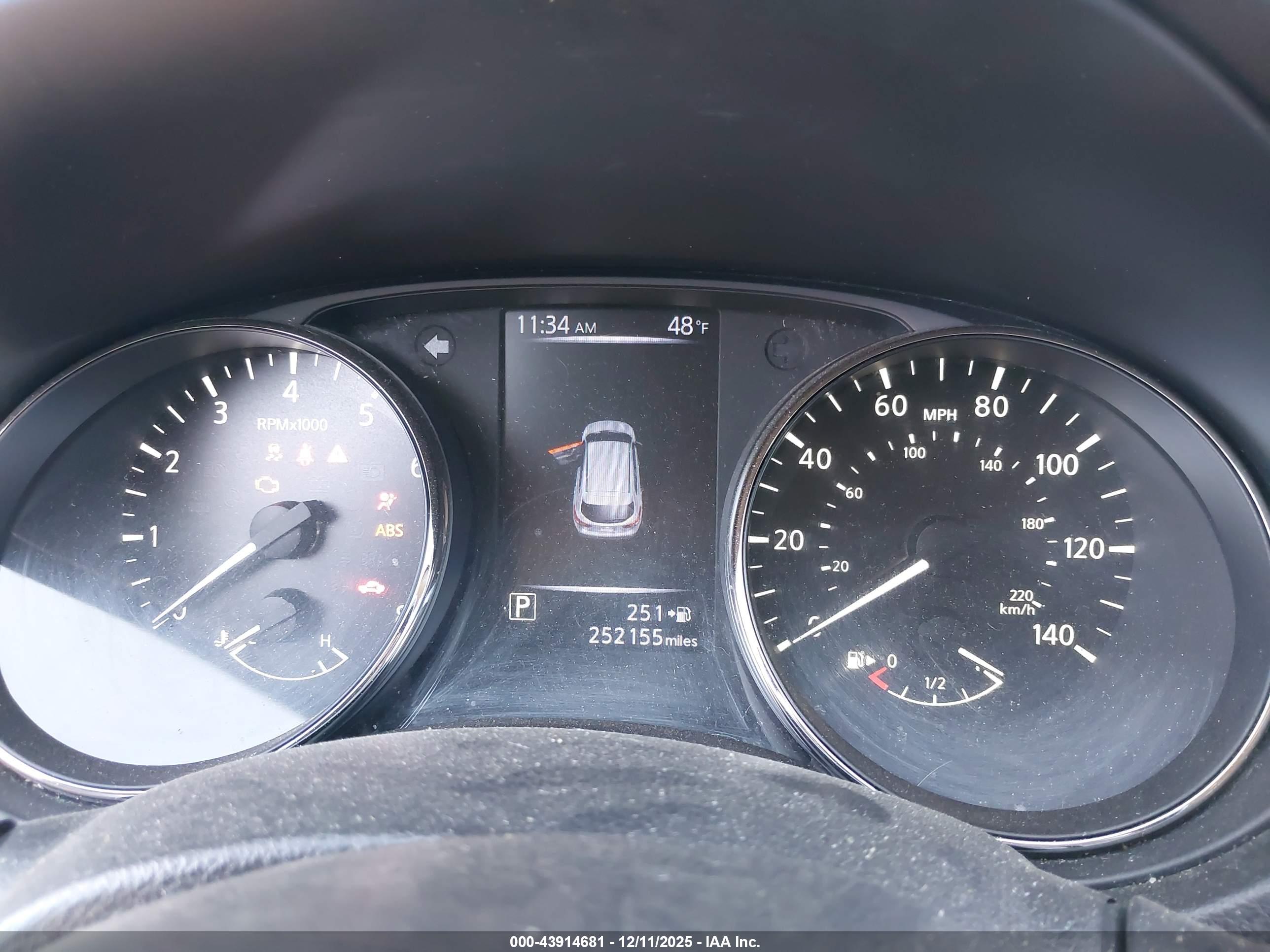 NISSAN ROGUE image 7