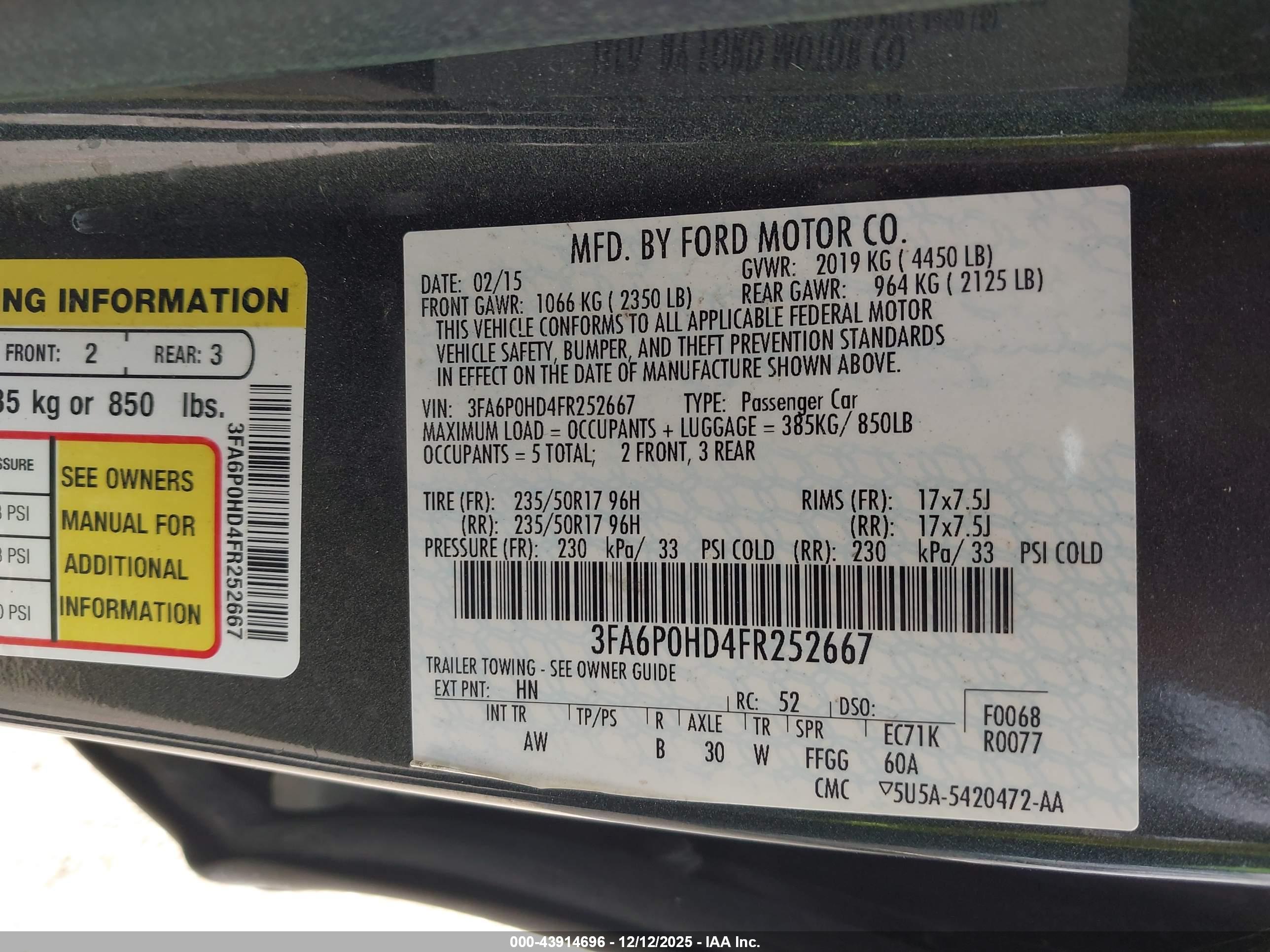FORD FUSION image 9