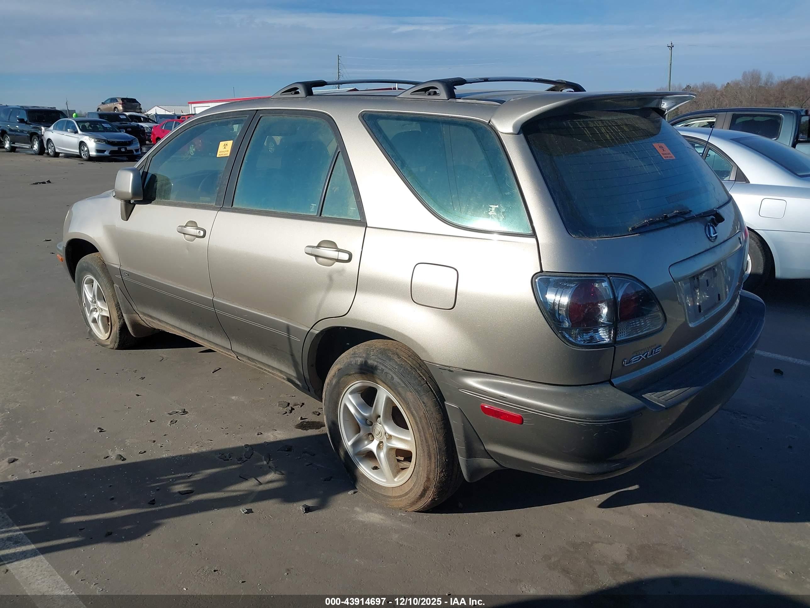 LEXUS RX image 3