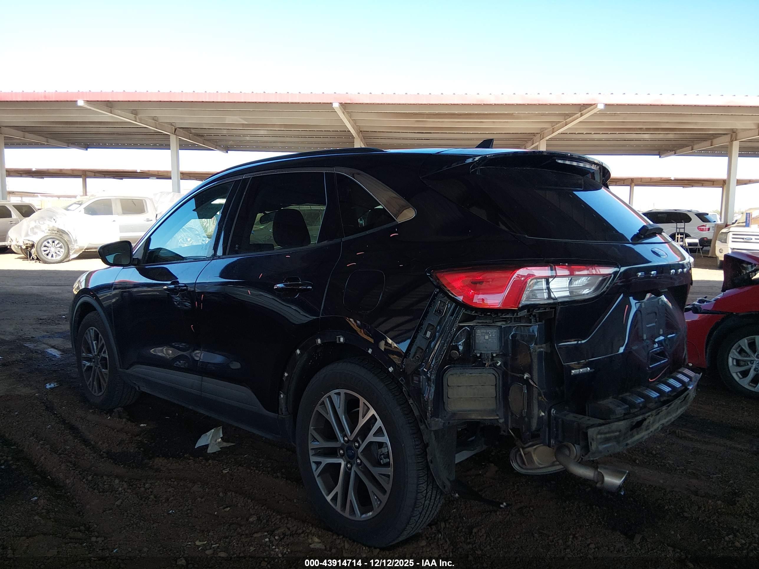 FORD ESCAPE image 3