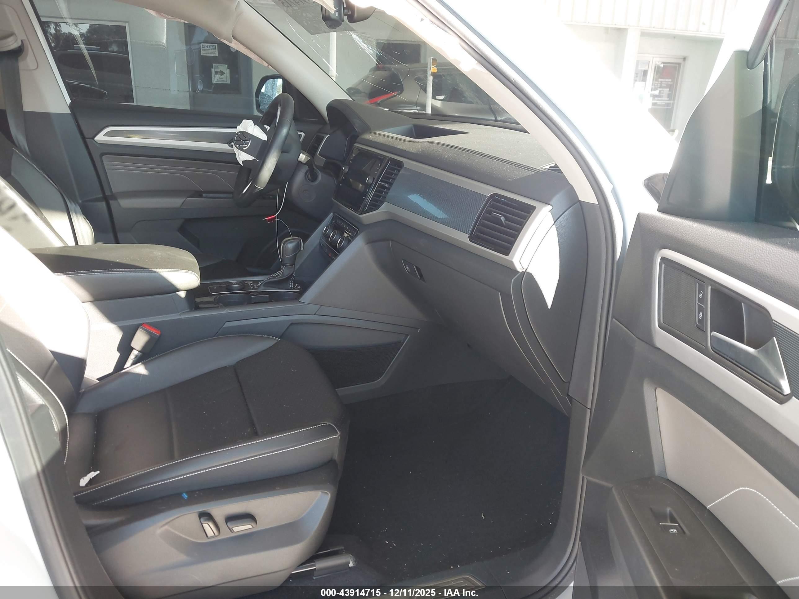 VOLKSWAGEN ATLAS image 5