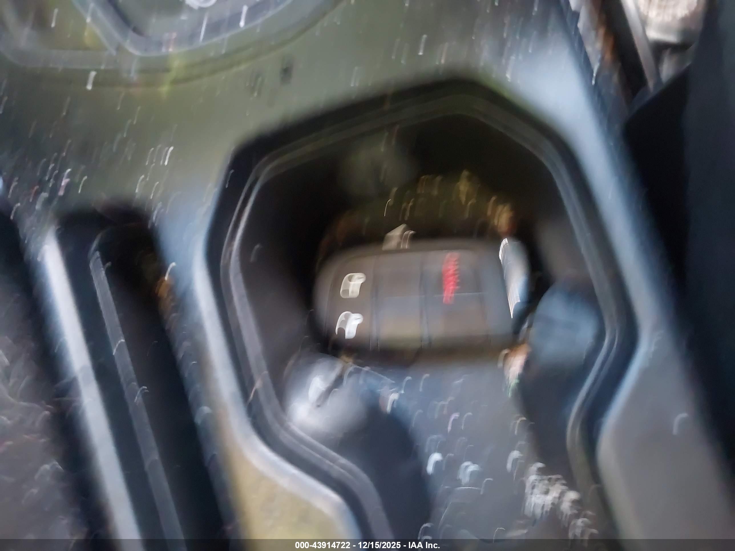 JEEP RENEGADE image 11