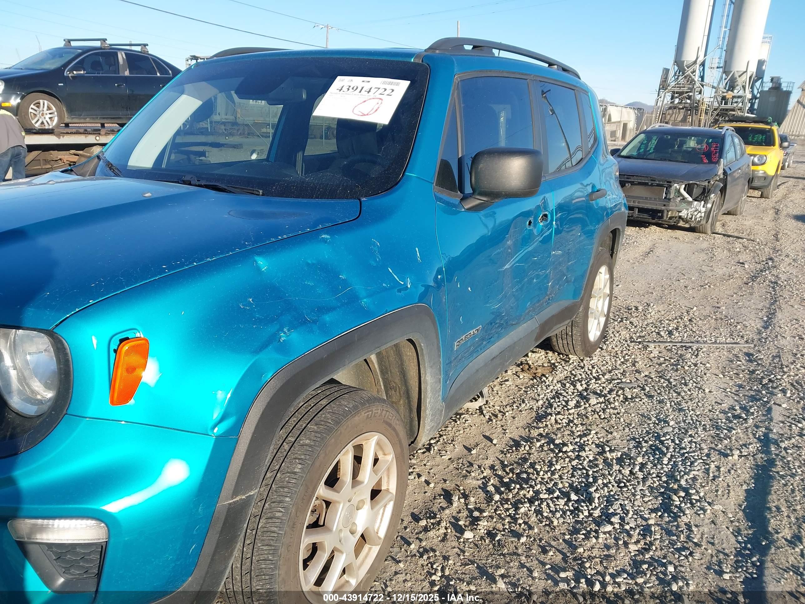JEEP RENEGADE image 6