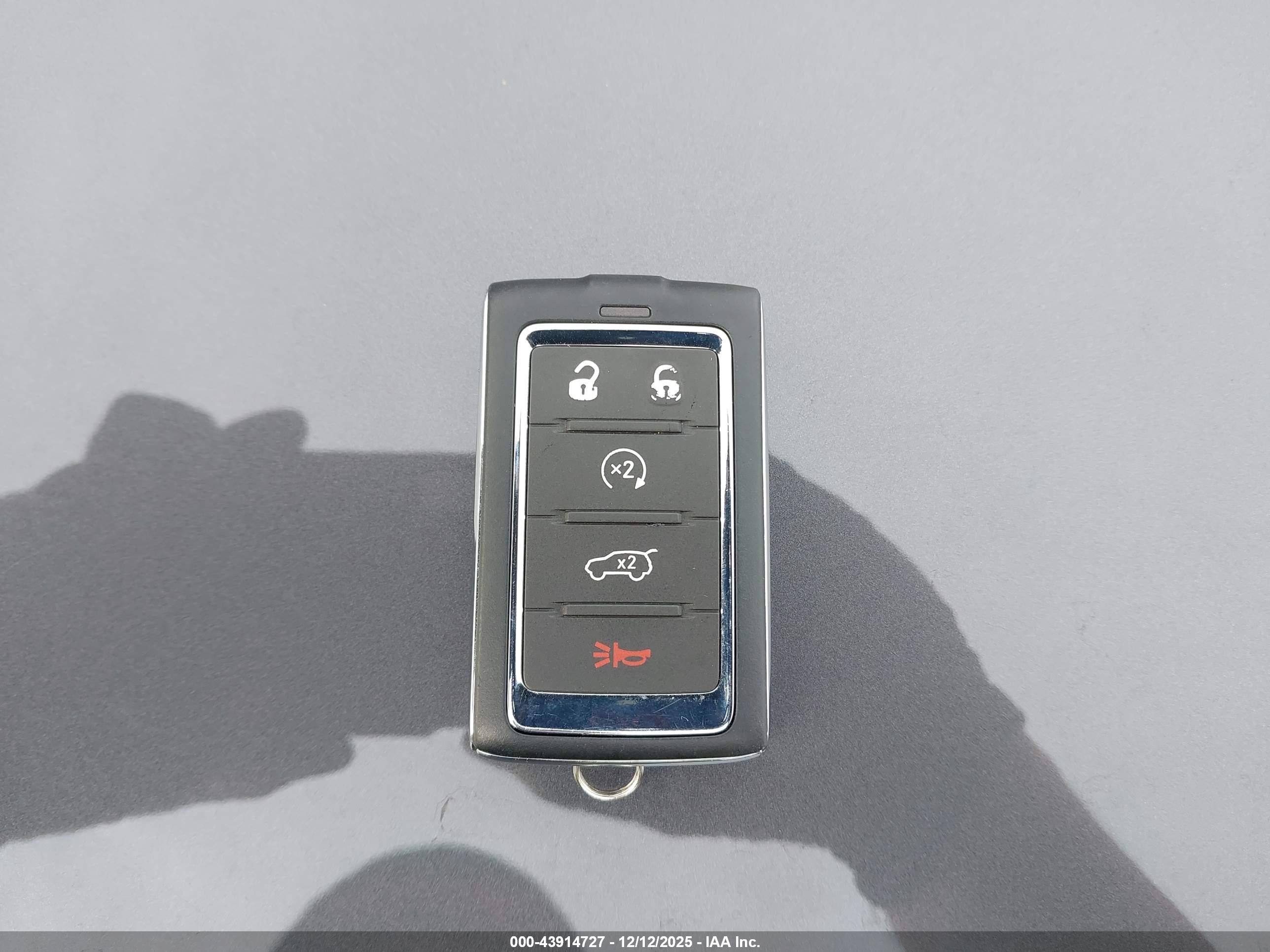 JEEP GRAND image 11