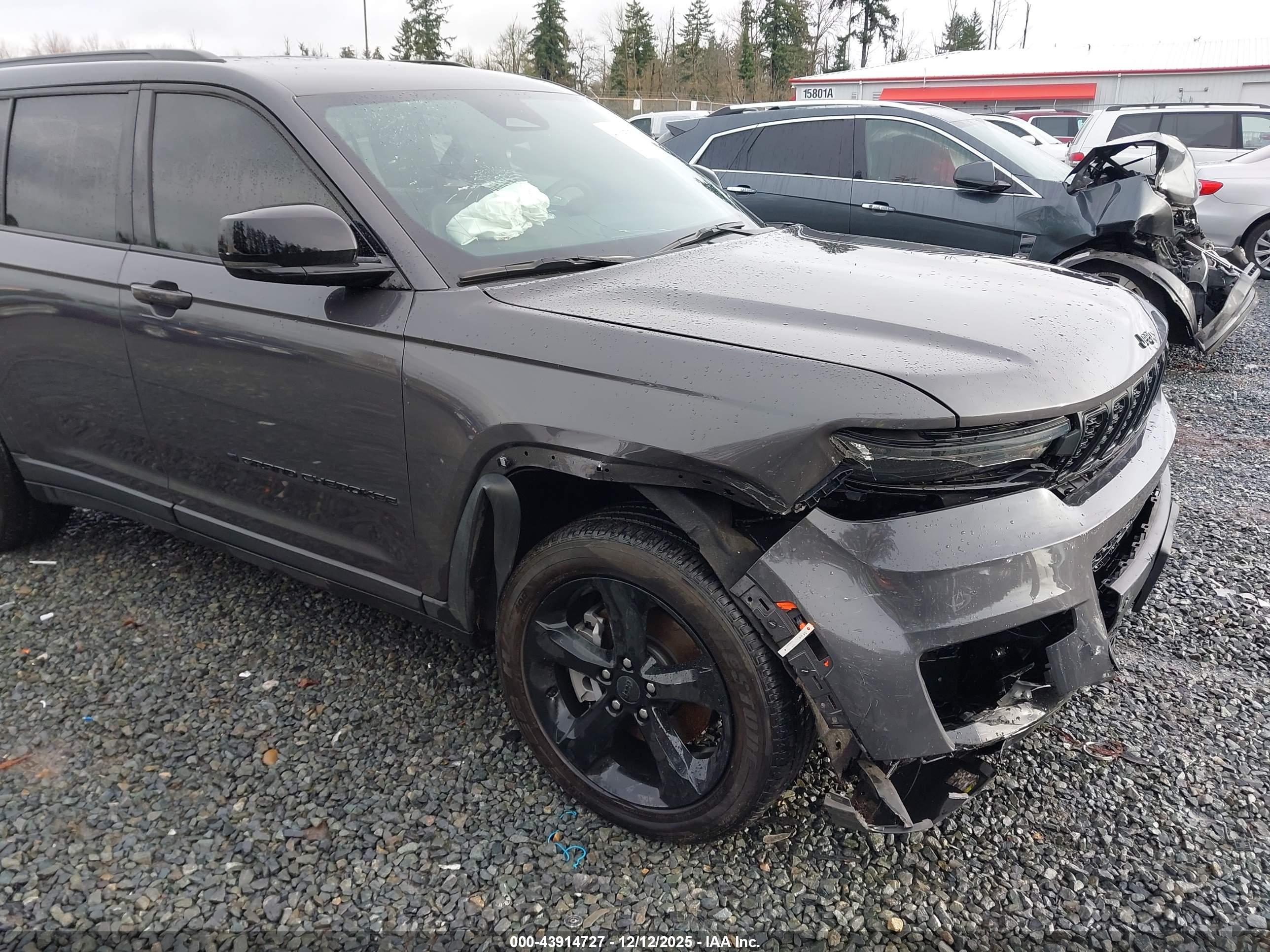 JEEP GRAND image 6
