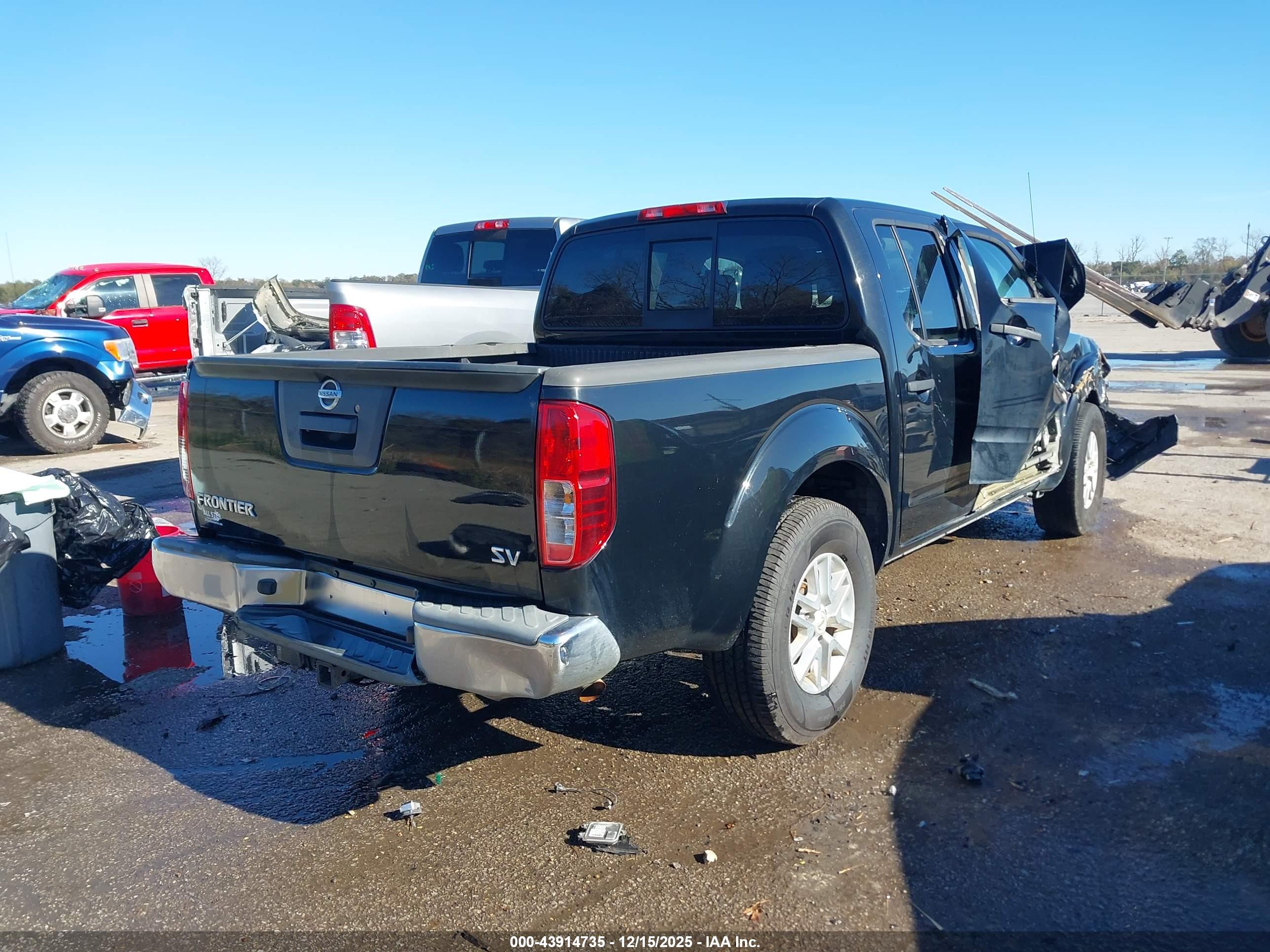 NISSAN FRONTIER image 4